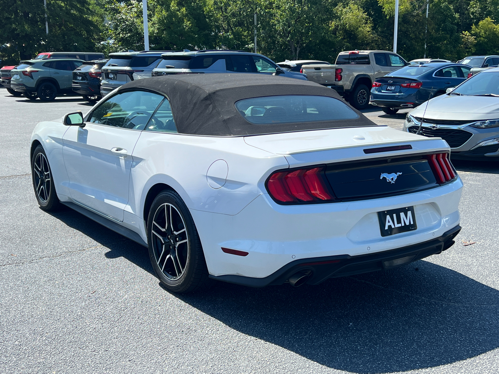 2021 Ford Mustang EcoBoost 7