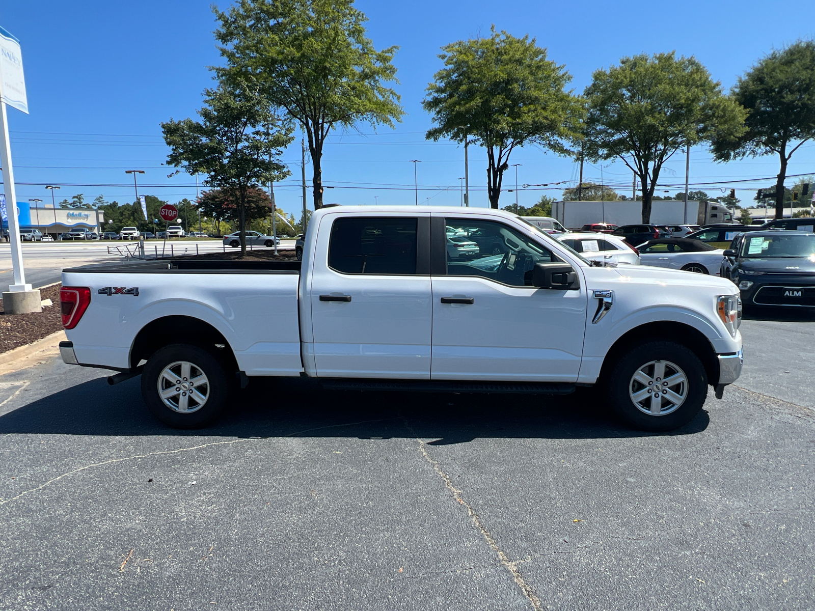 2021 Ford F-150 XLT 4