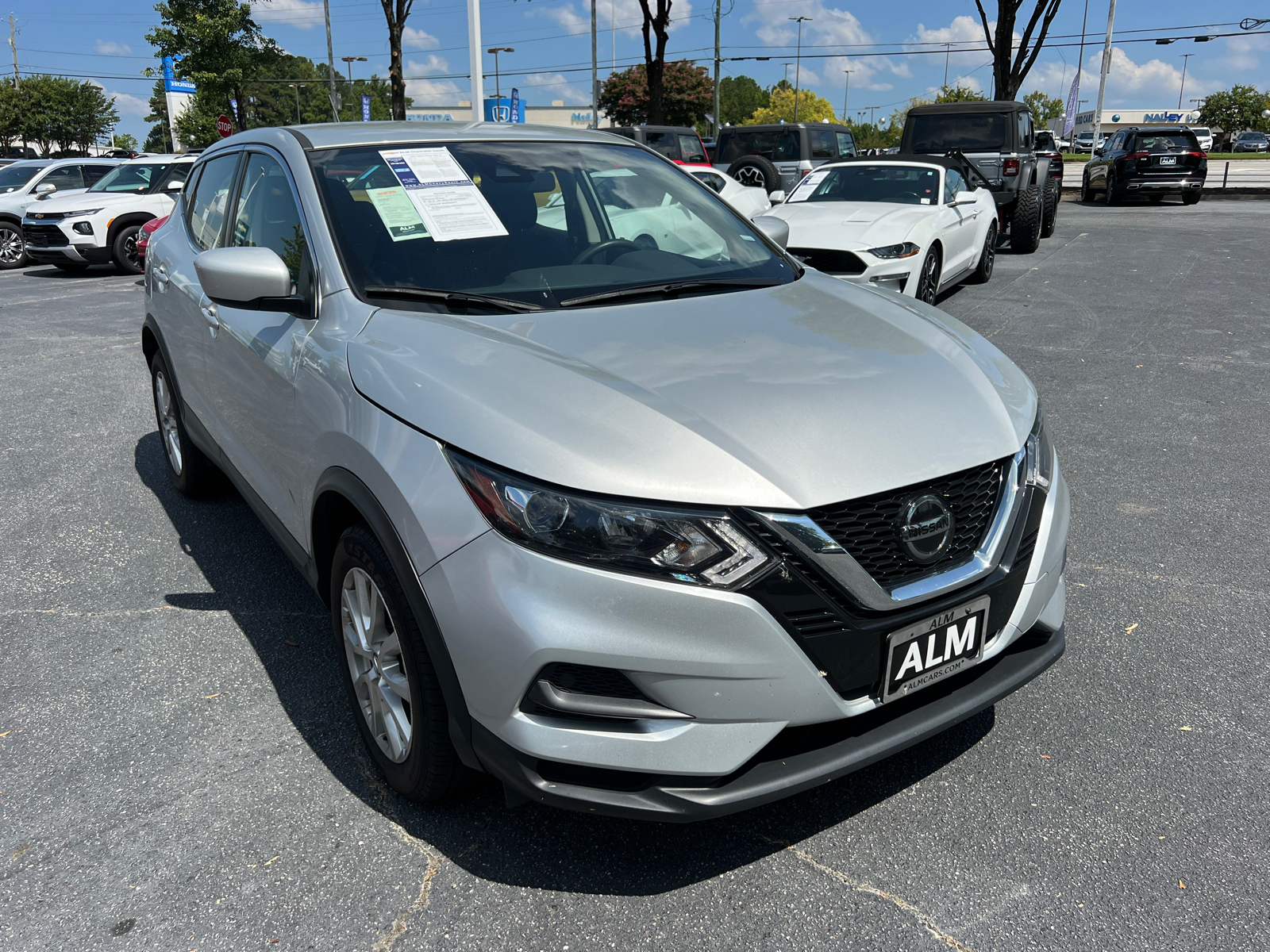 2021 Nissan Rogue Sport S 3