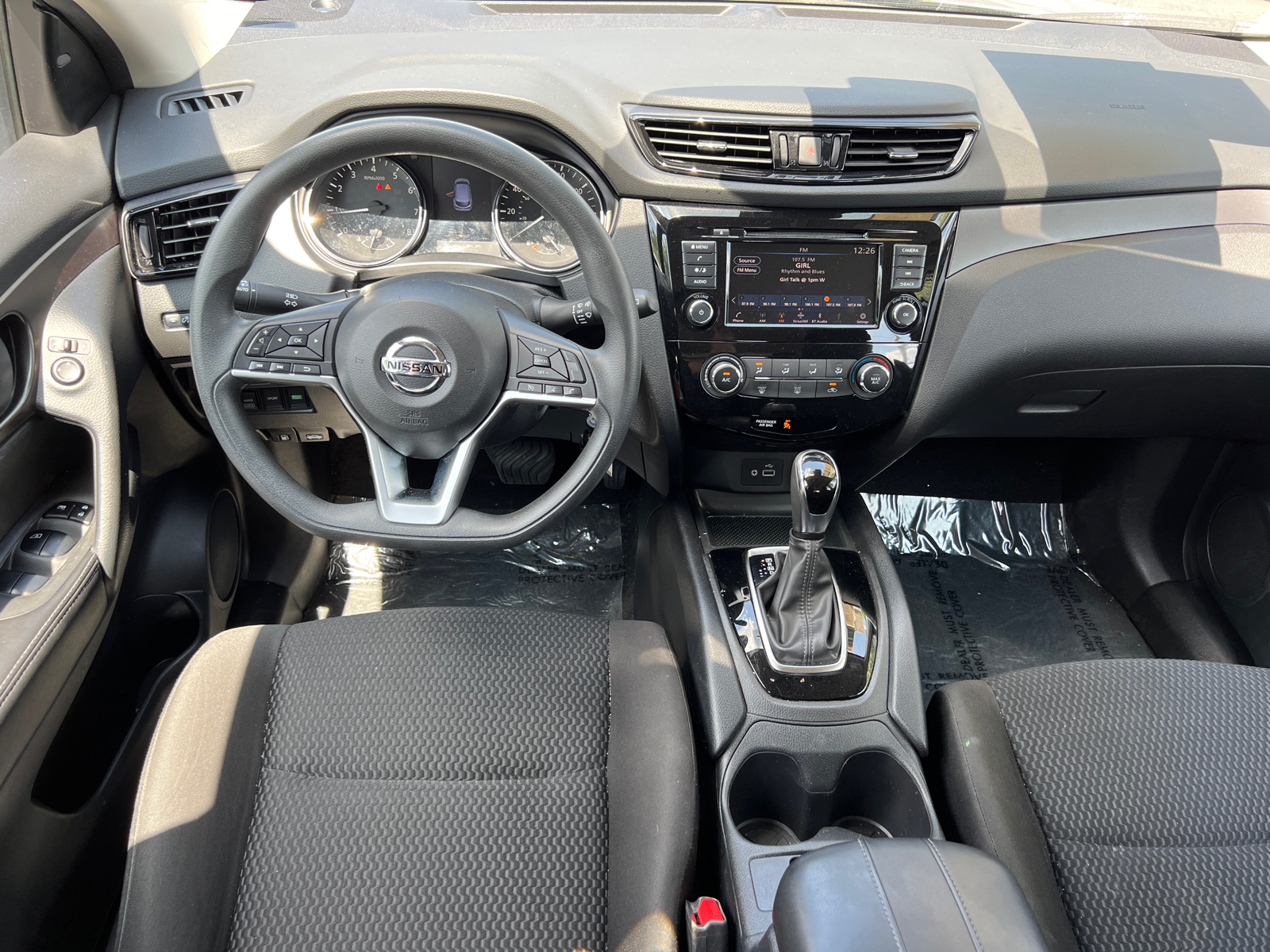 2021 Nissan Rogue Sport S 22