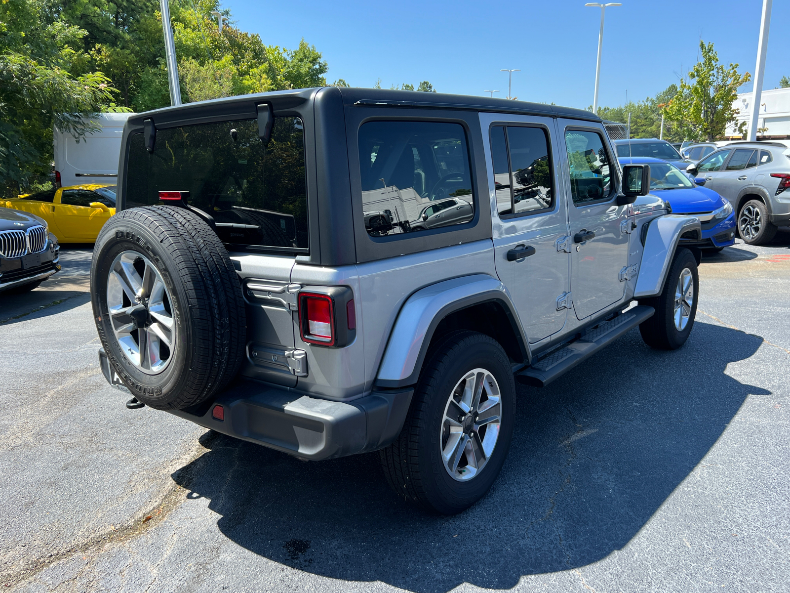 2021 Jeep Wrangler Unlimited Sahara 5