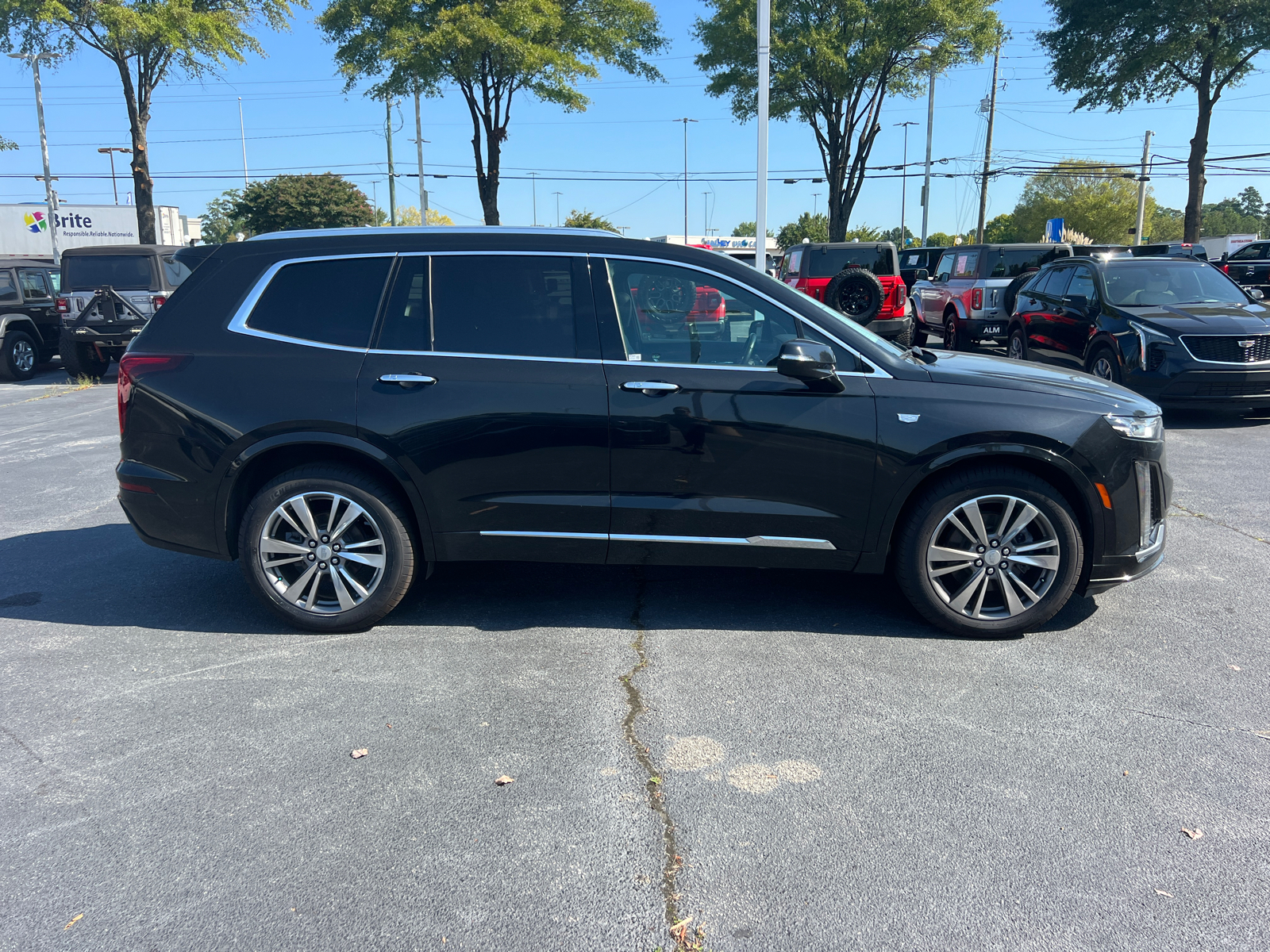 2021 Cadillac XT6 Premium Luxury 4