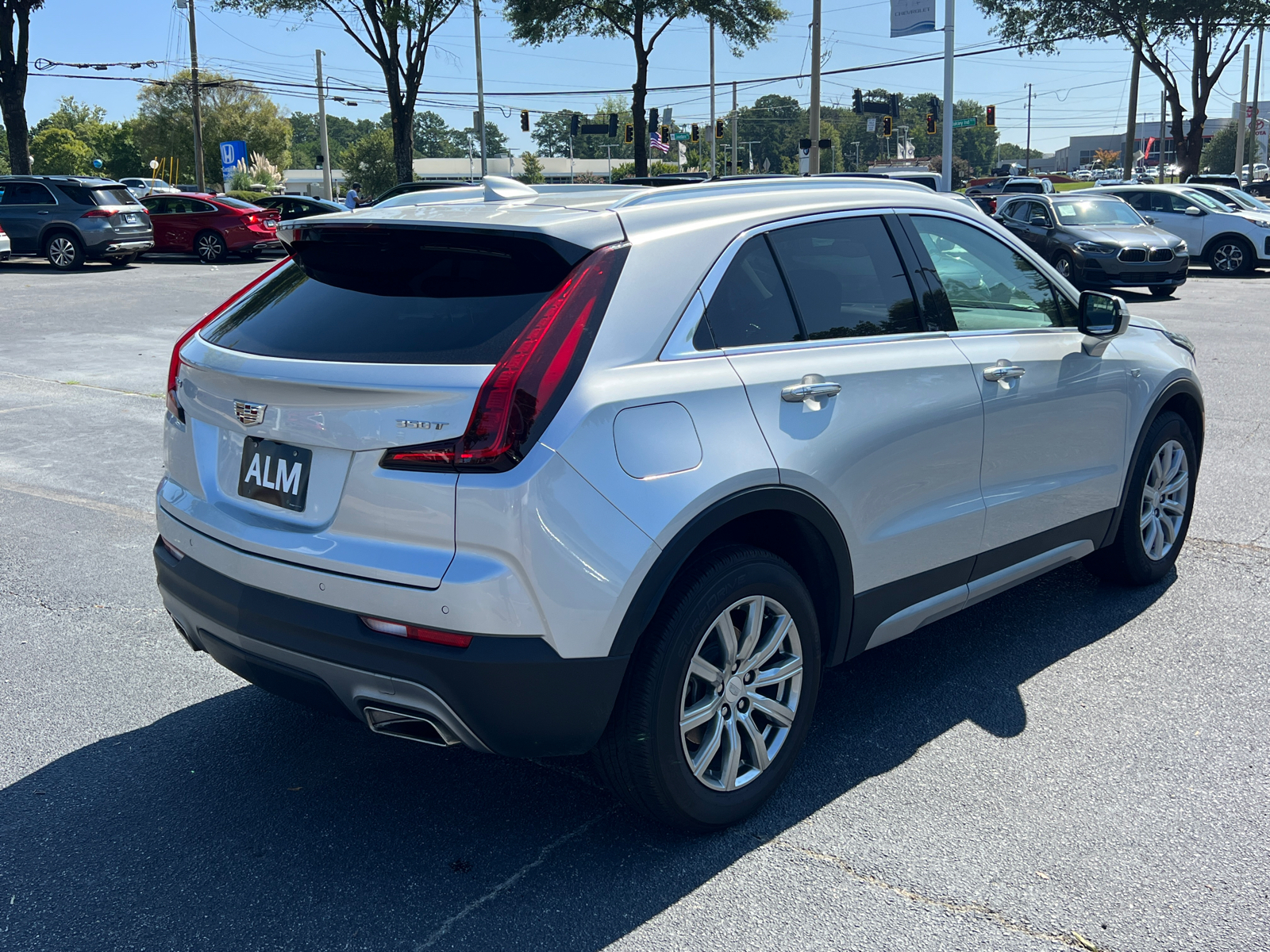 2022 Cadillac XT4 Premium Luxury 5