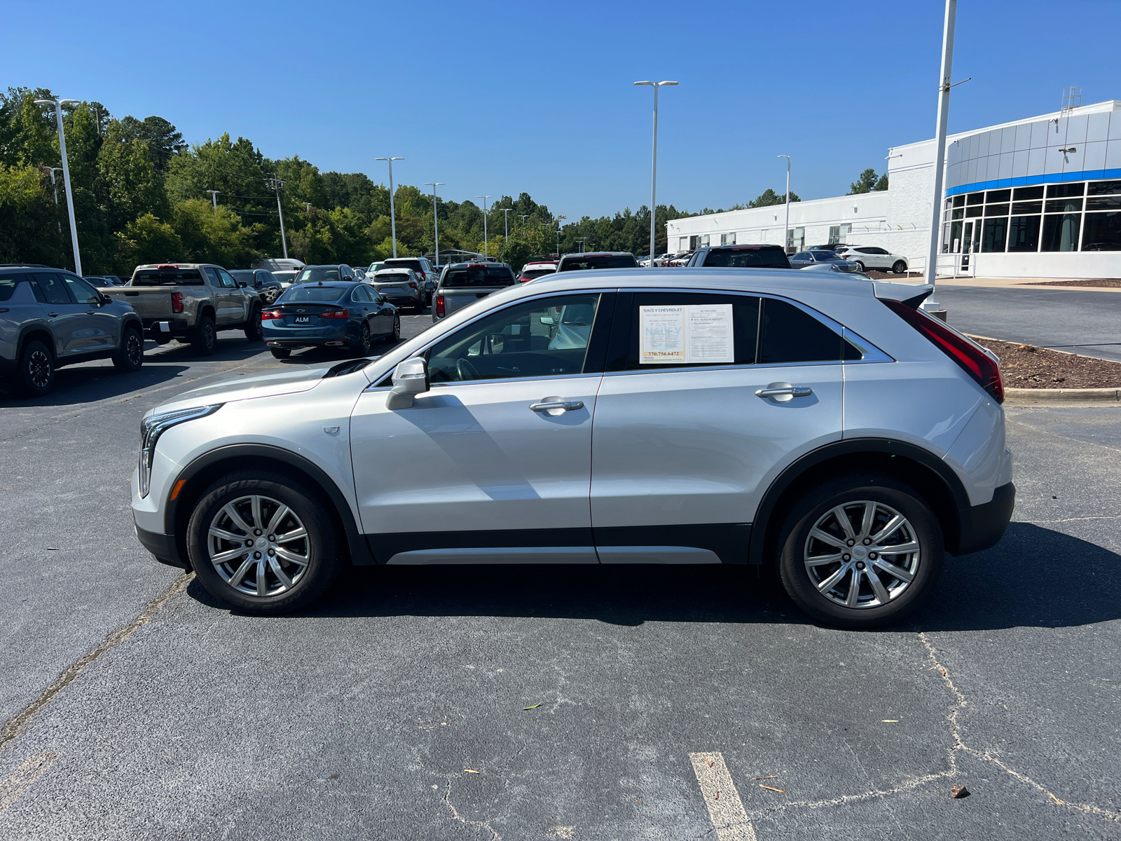 2022 Cadillac XT4 Premium Luxury 8