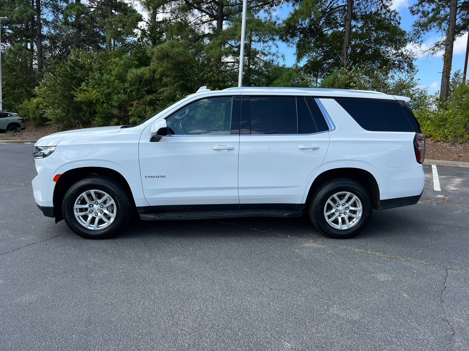 2022 Chevrolet Tahoe LS 8