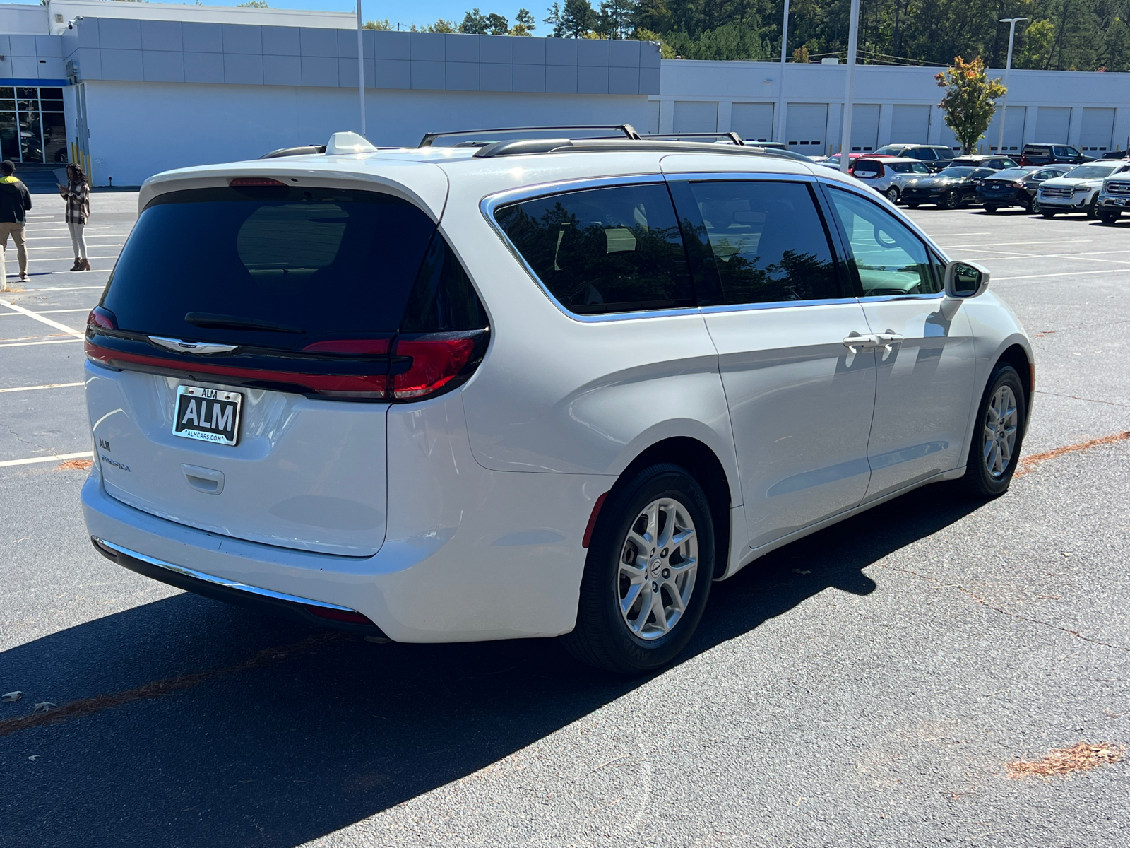 2022 Chrysler Pacifica Touring L 5