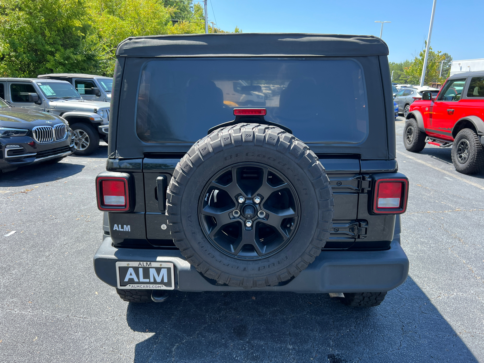 2022 Jeep Wrangler Unlimited Willys 6