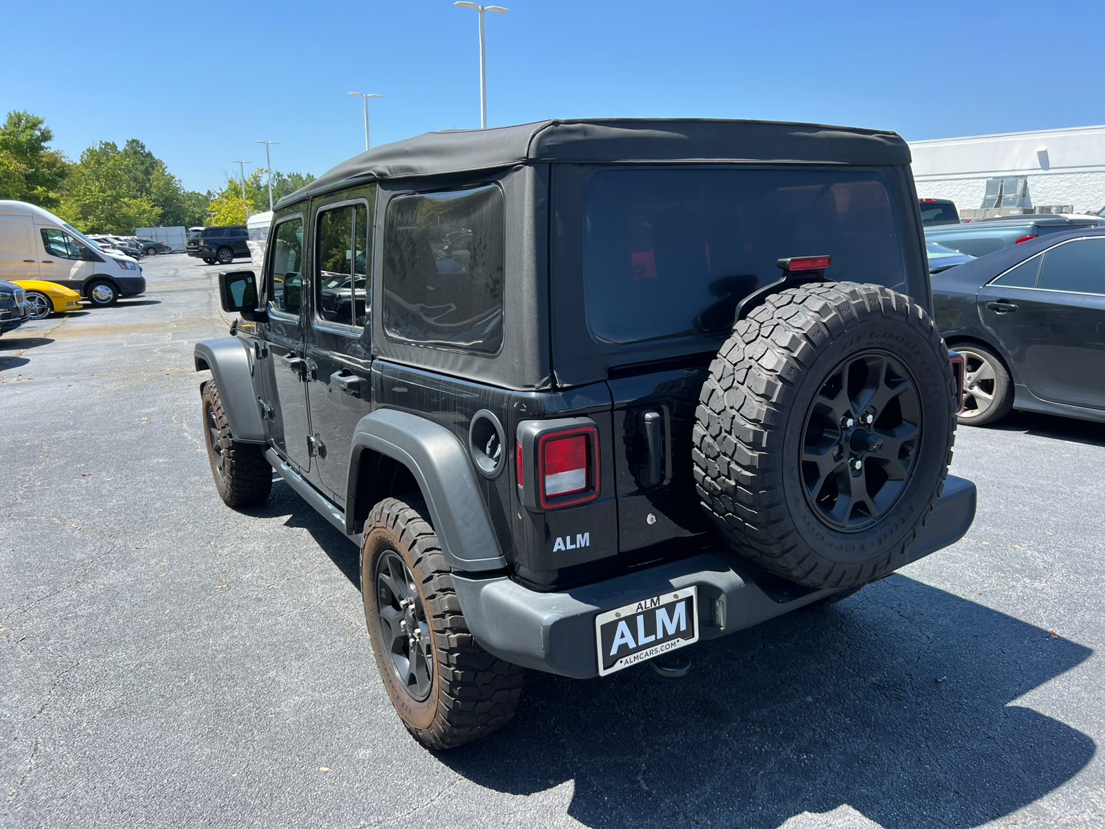 2022 Jeep Wrangler Unlimited Willys 7