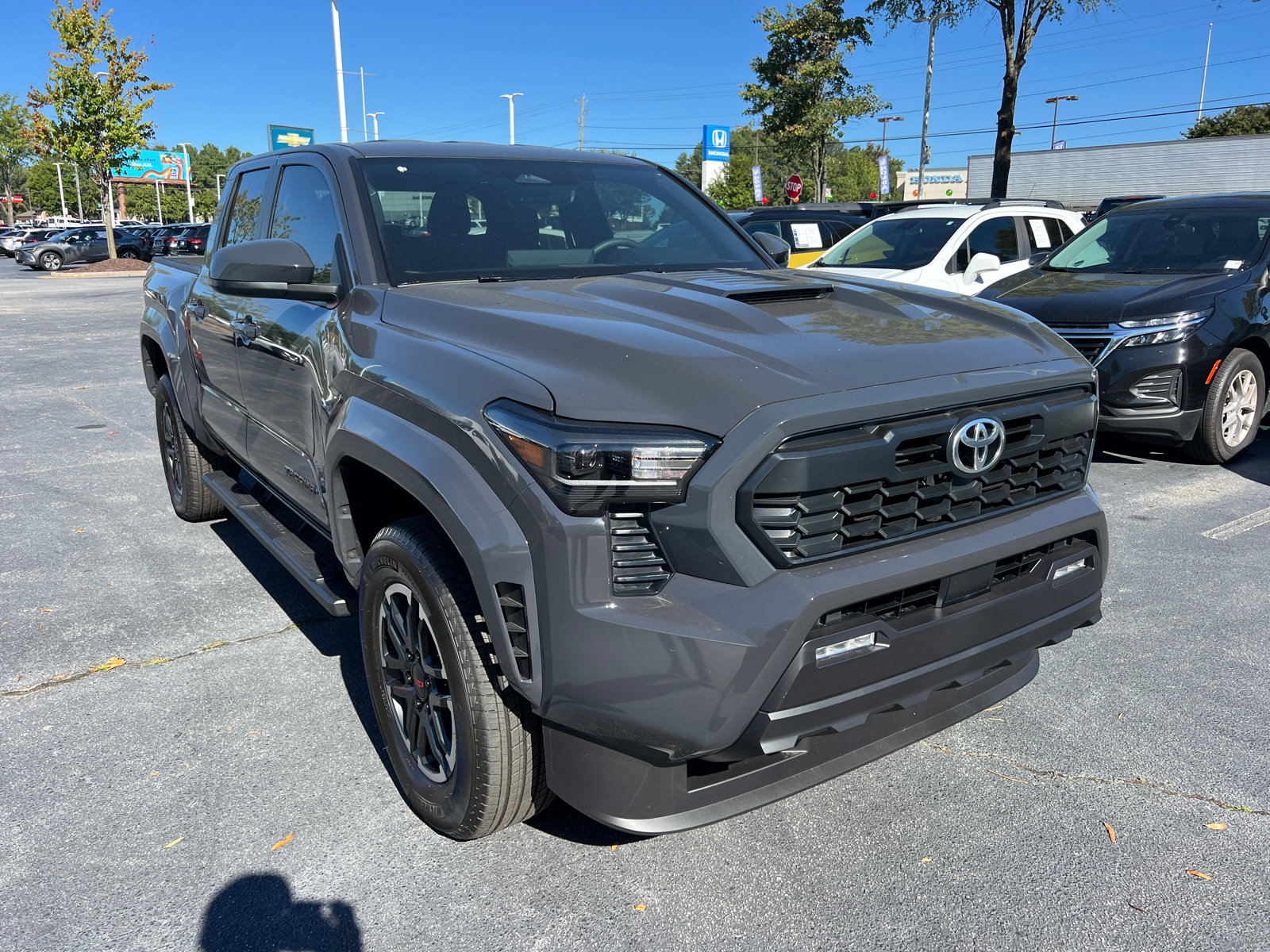 2024 Toyota Tacoma SR5 3