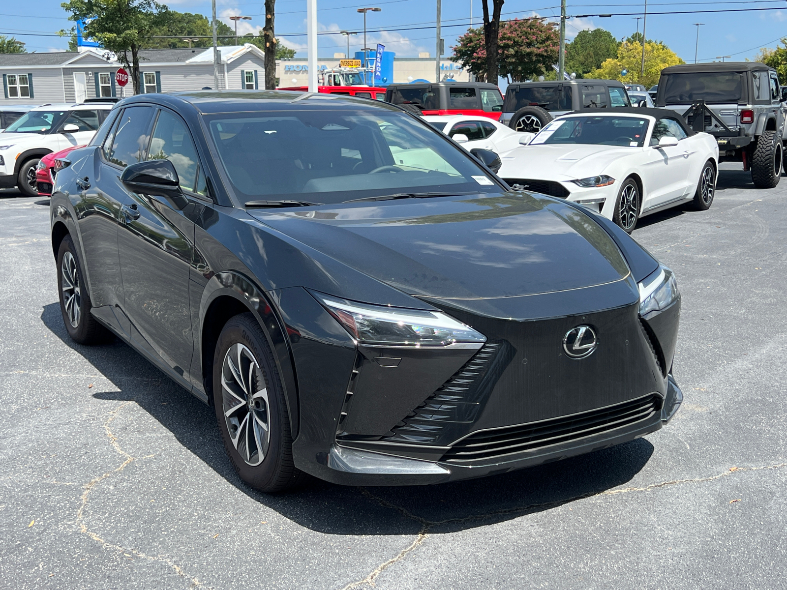 2023 Lexus RZ 450e Premium 3