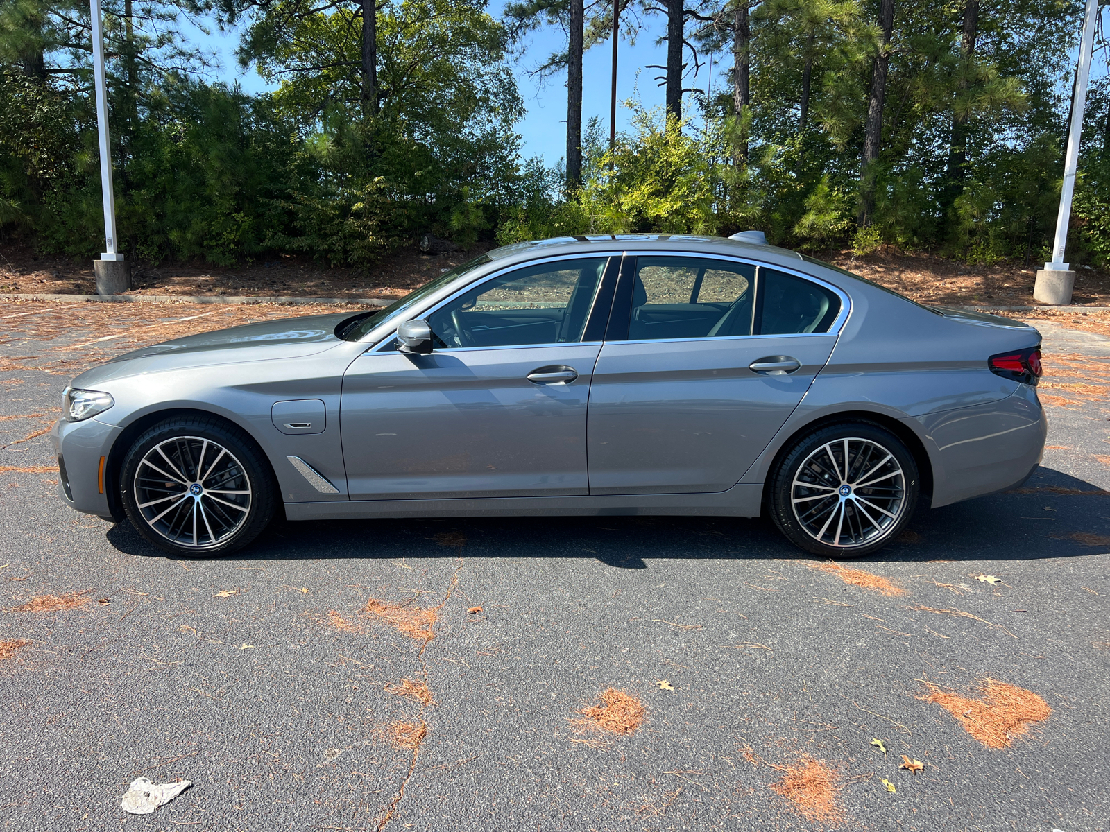 2023 BMW 5 Series 530e iPerformance 8