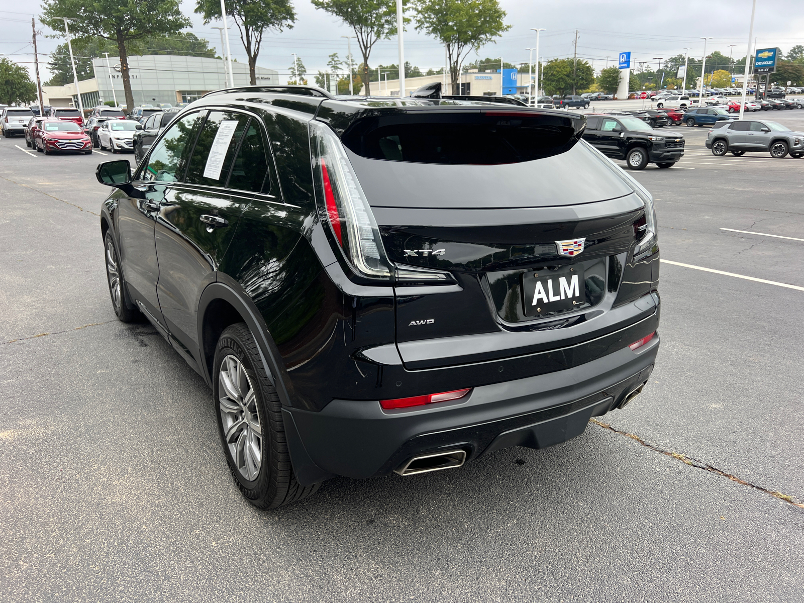 2023 Cadillac XT4 Sport 7