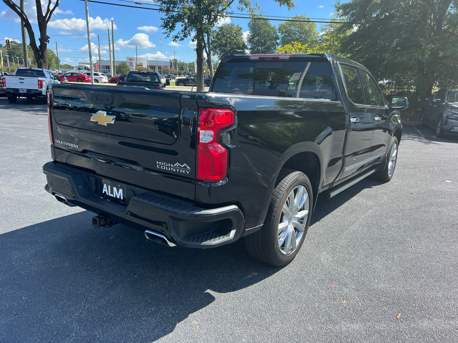 2023 Chevrolet Silverado 1500 High Country 5