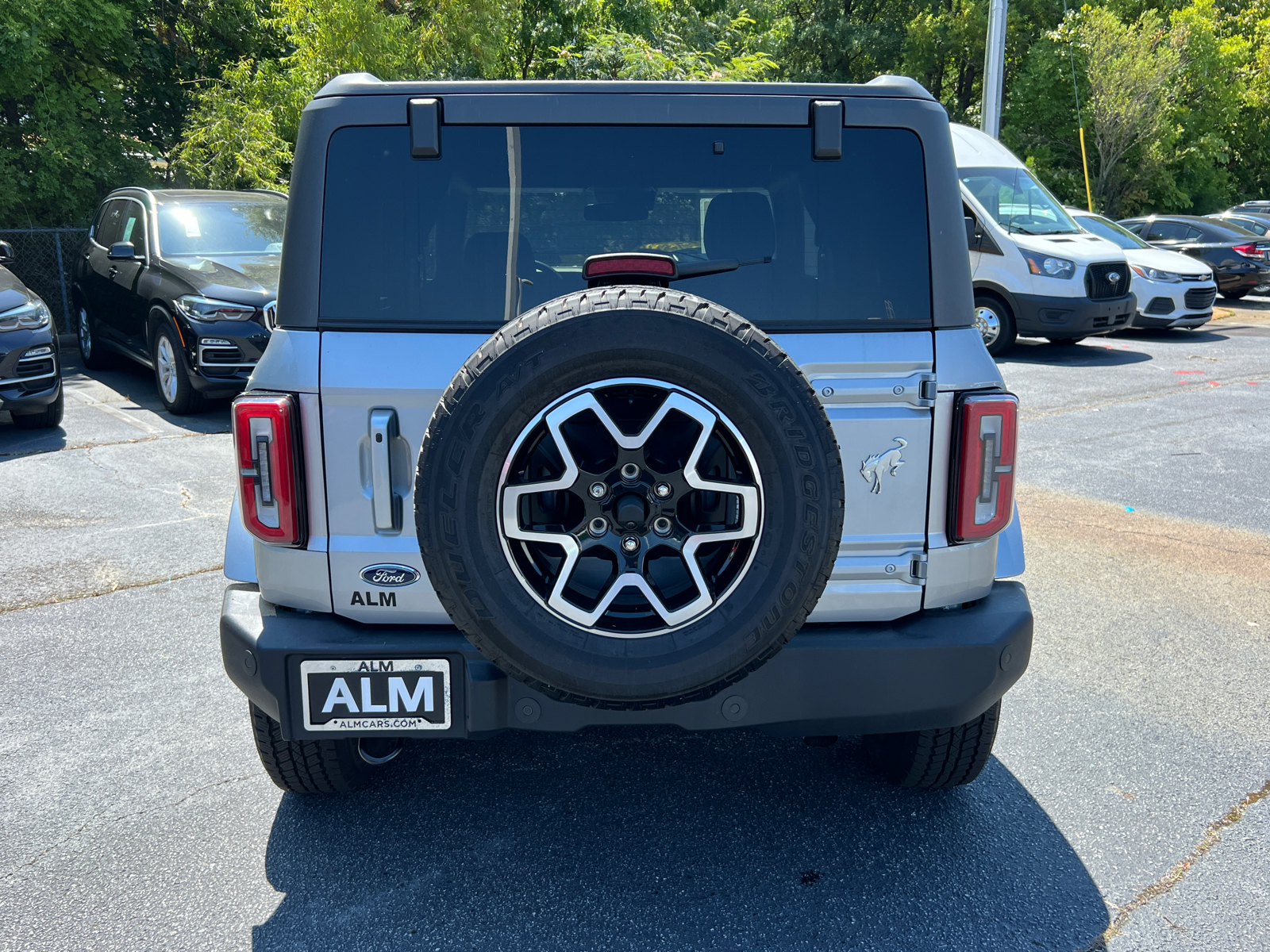 2023 Ford Bronco Base 6