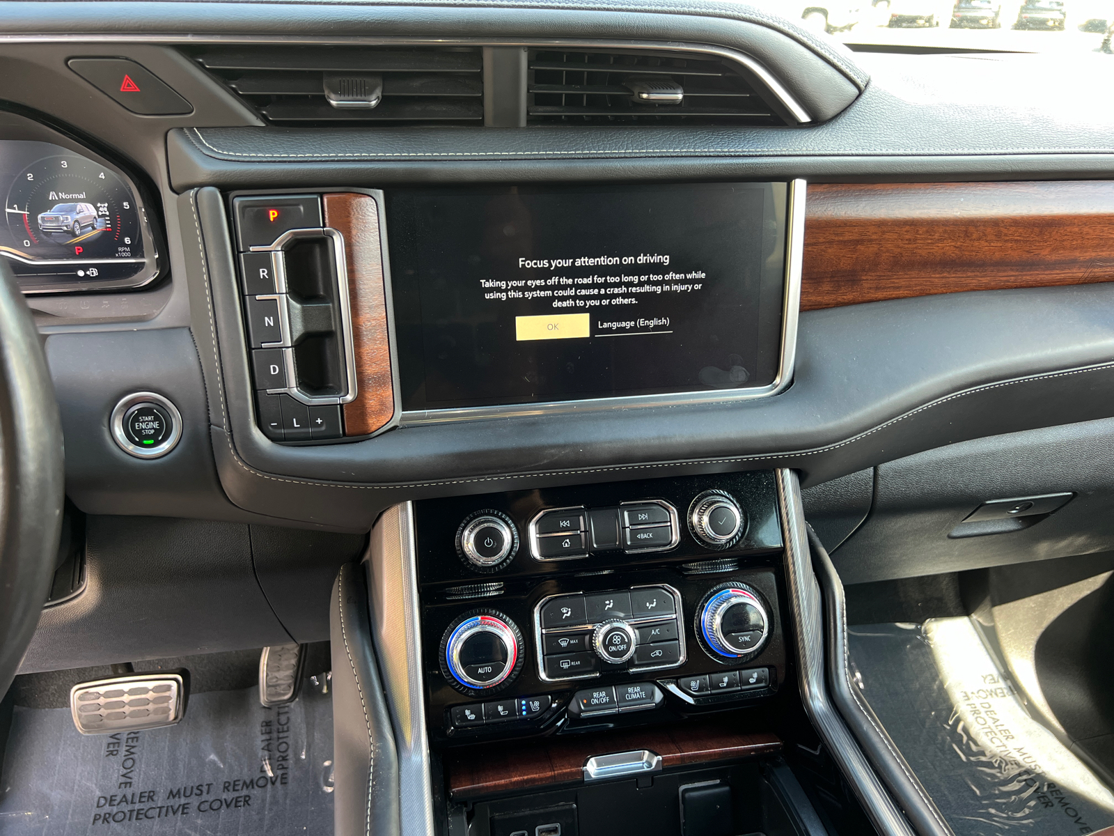 2023 GMC Yukon XL Denali Ultimate 30