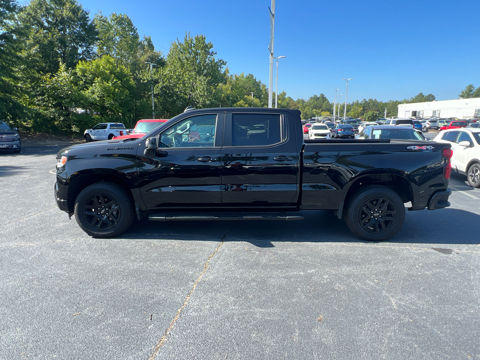 2023 Chevrolet Silverado 1500 RST 8