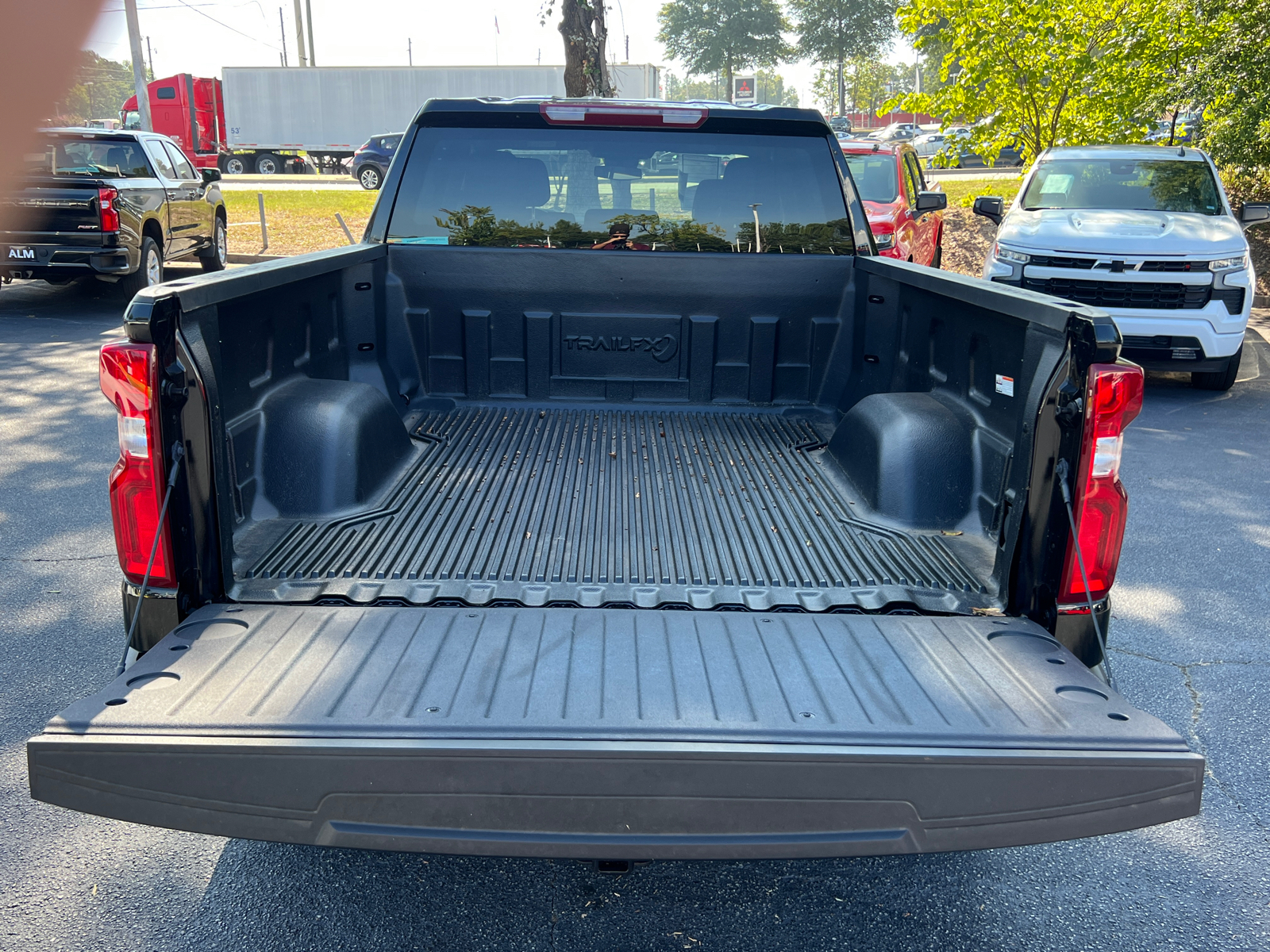 2023 Chevrolet Silverado 1500 RST 21