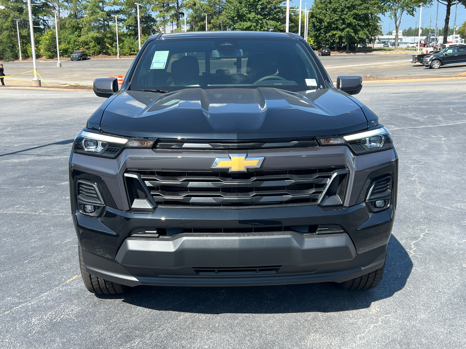 2024 Chevrolet Colorado LT 2