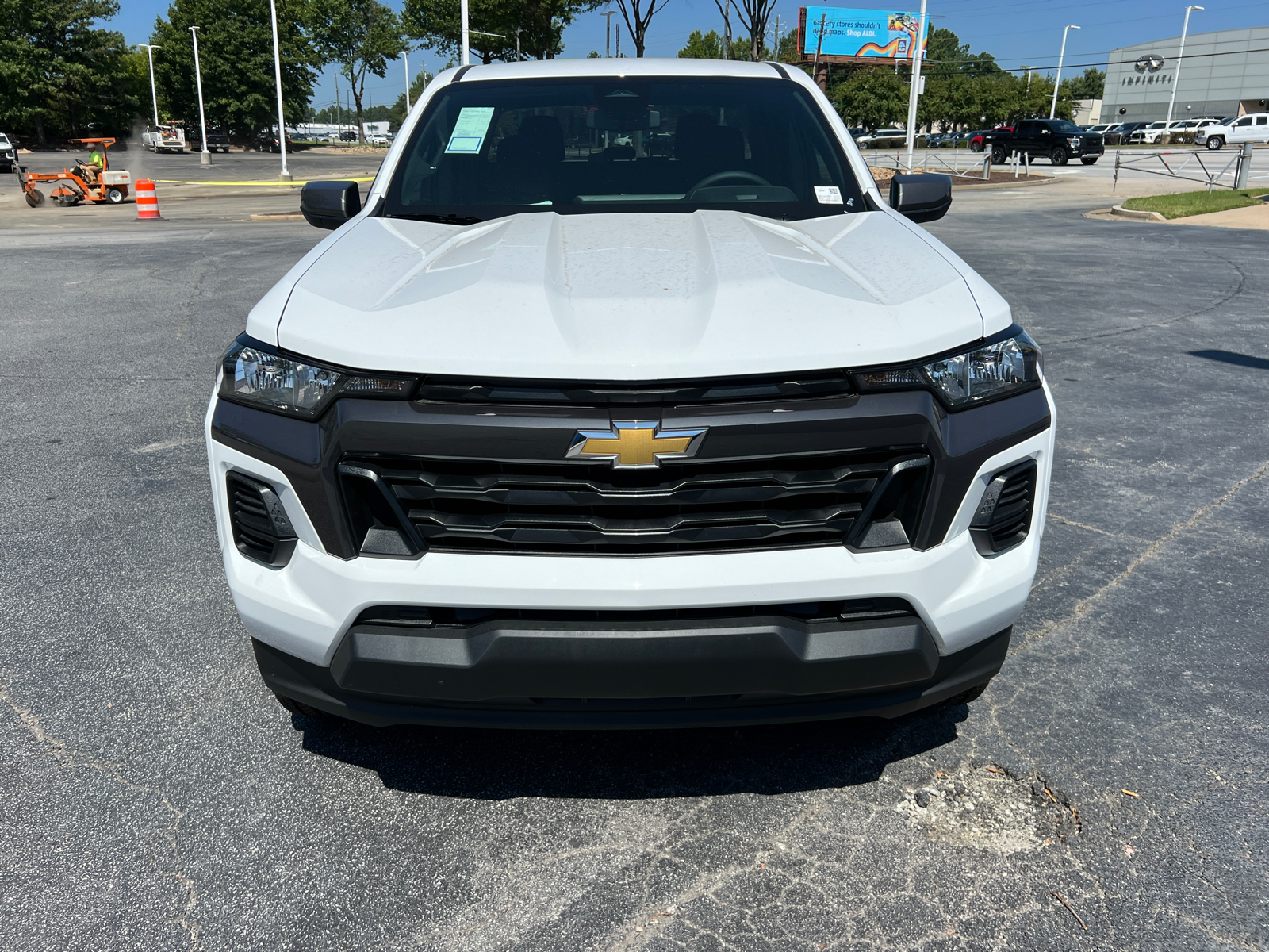 2024 Chevrolet Colorado LT 2