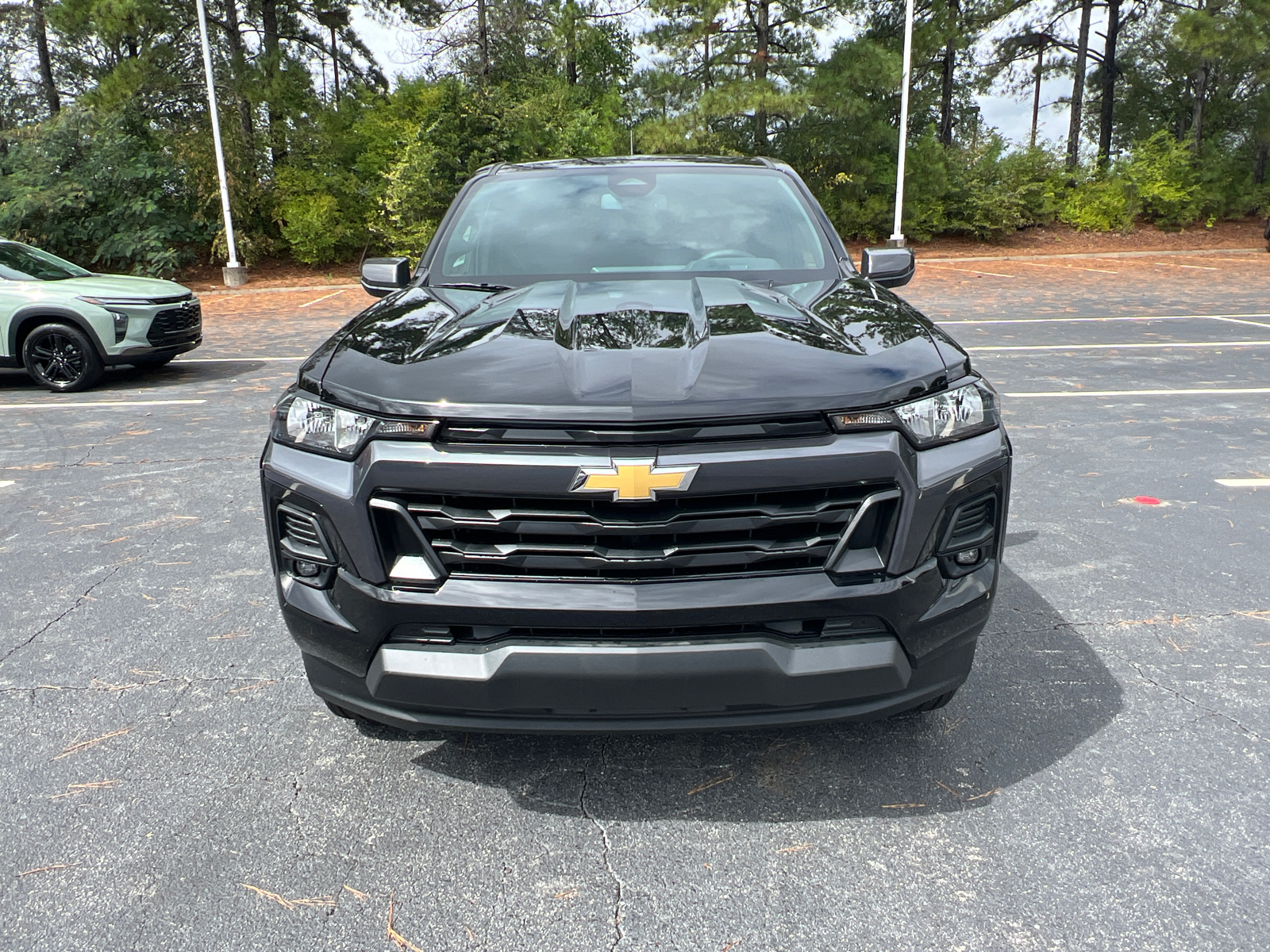 2024 Chevrolet Colorado LT 2