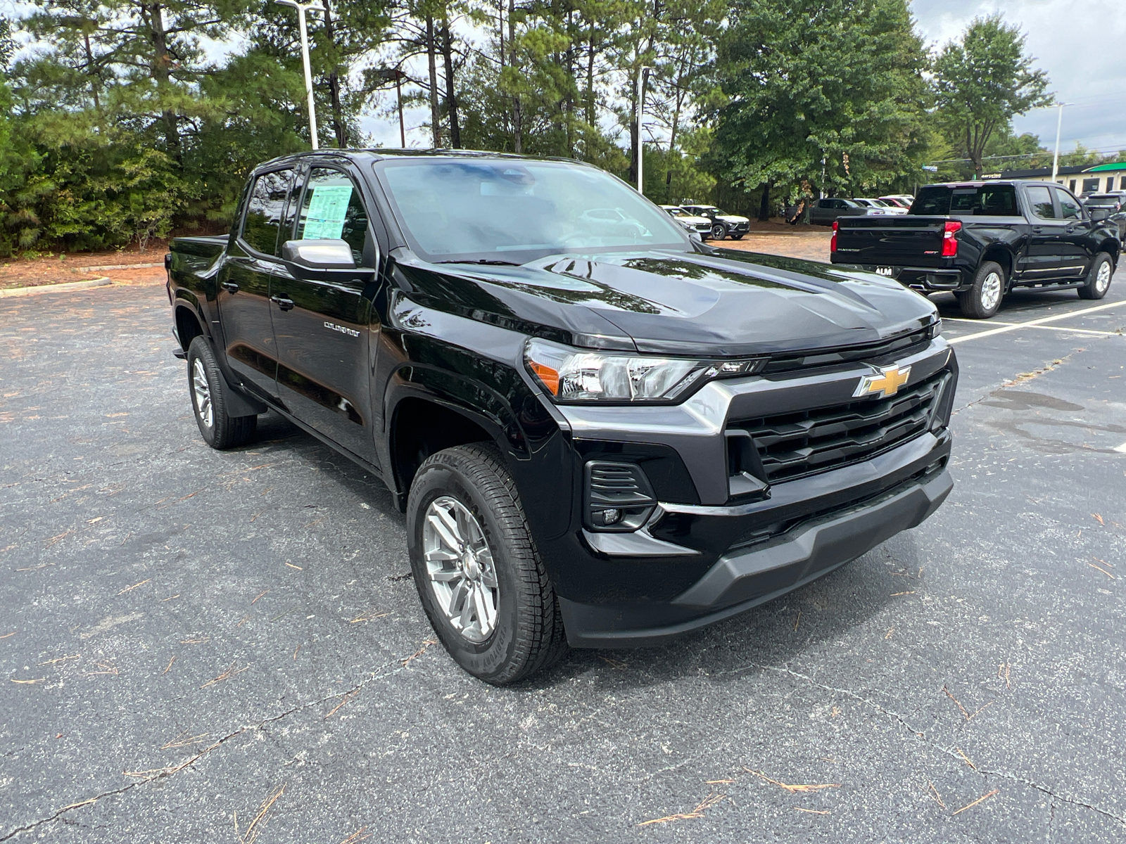 2024 Chevrolet Colorado LT 3