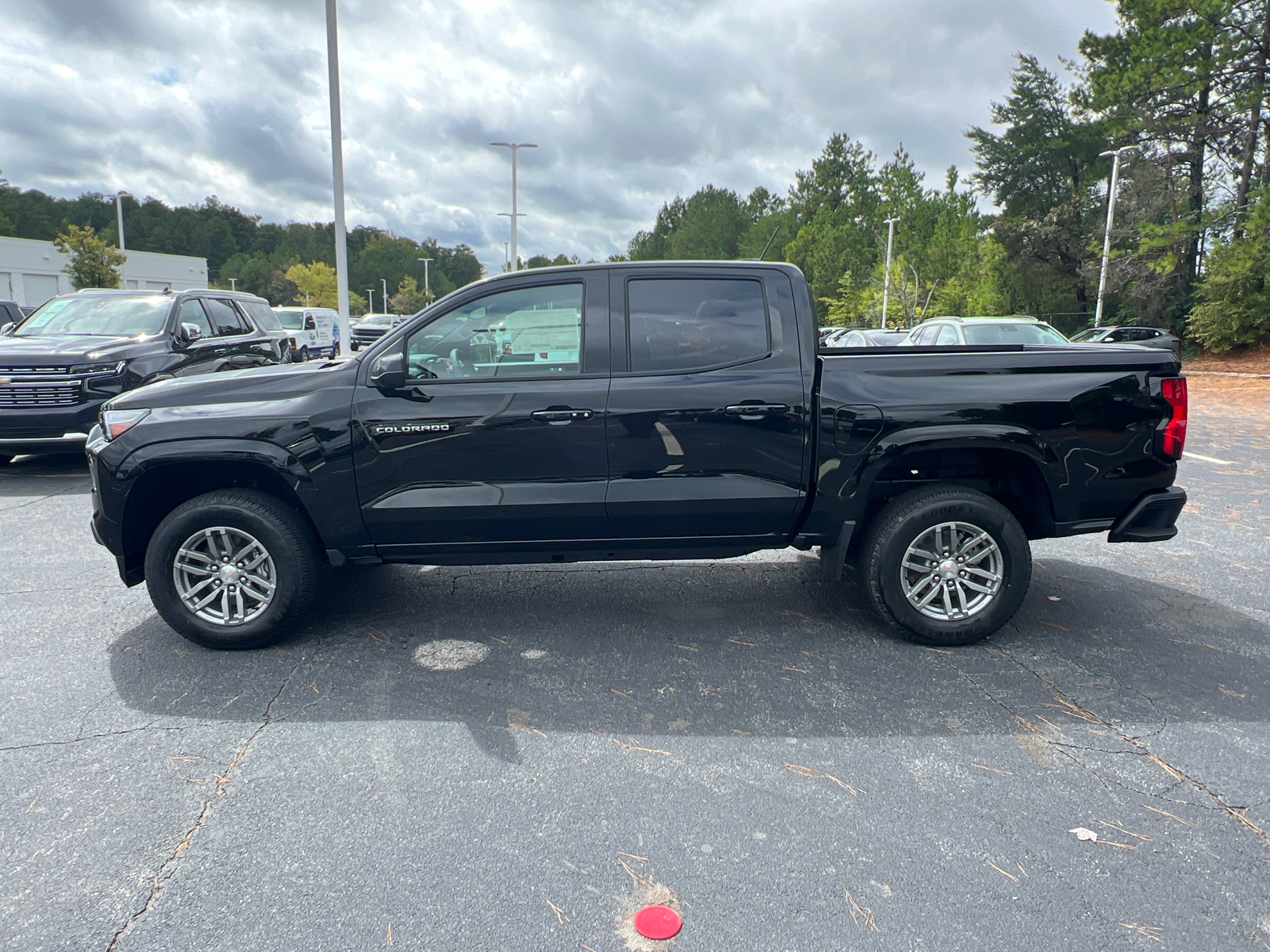 2024 Chevrolet Colorado LT 8