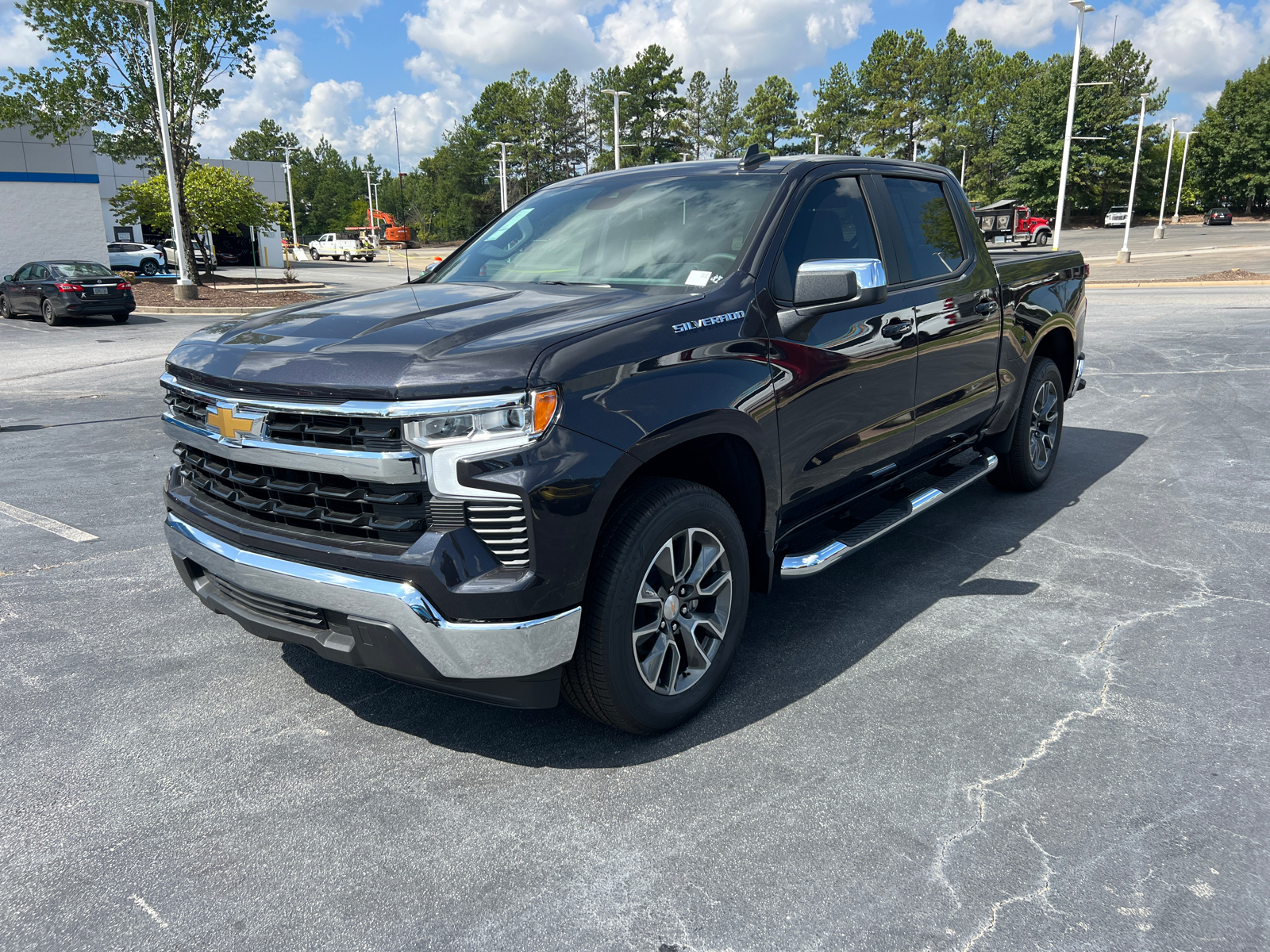 2024 Chevrolet Silverado 1500 LT 1