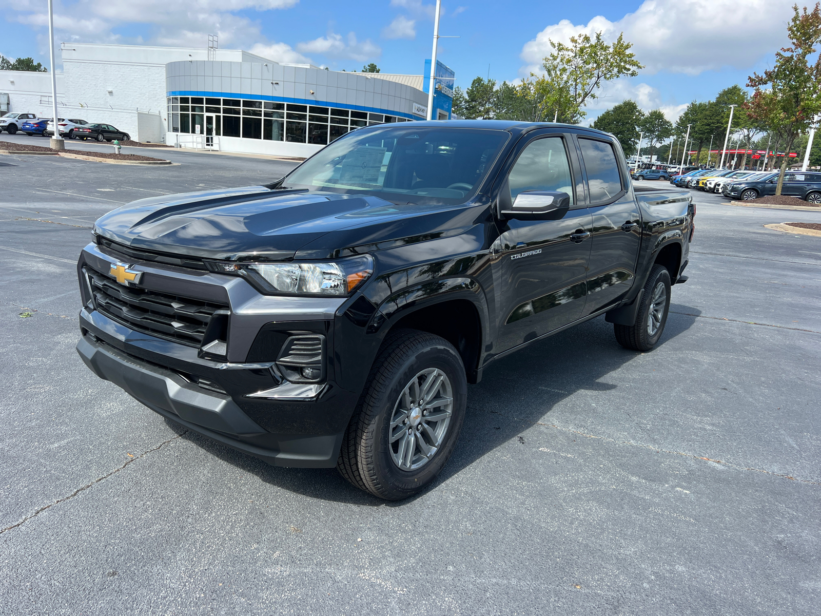 2024 Chevrolet Colorado LT 1