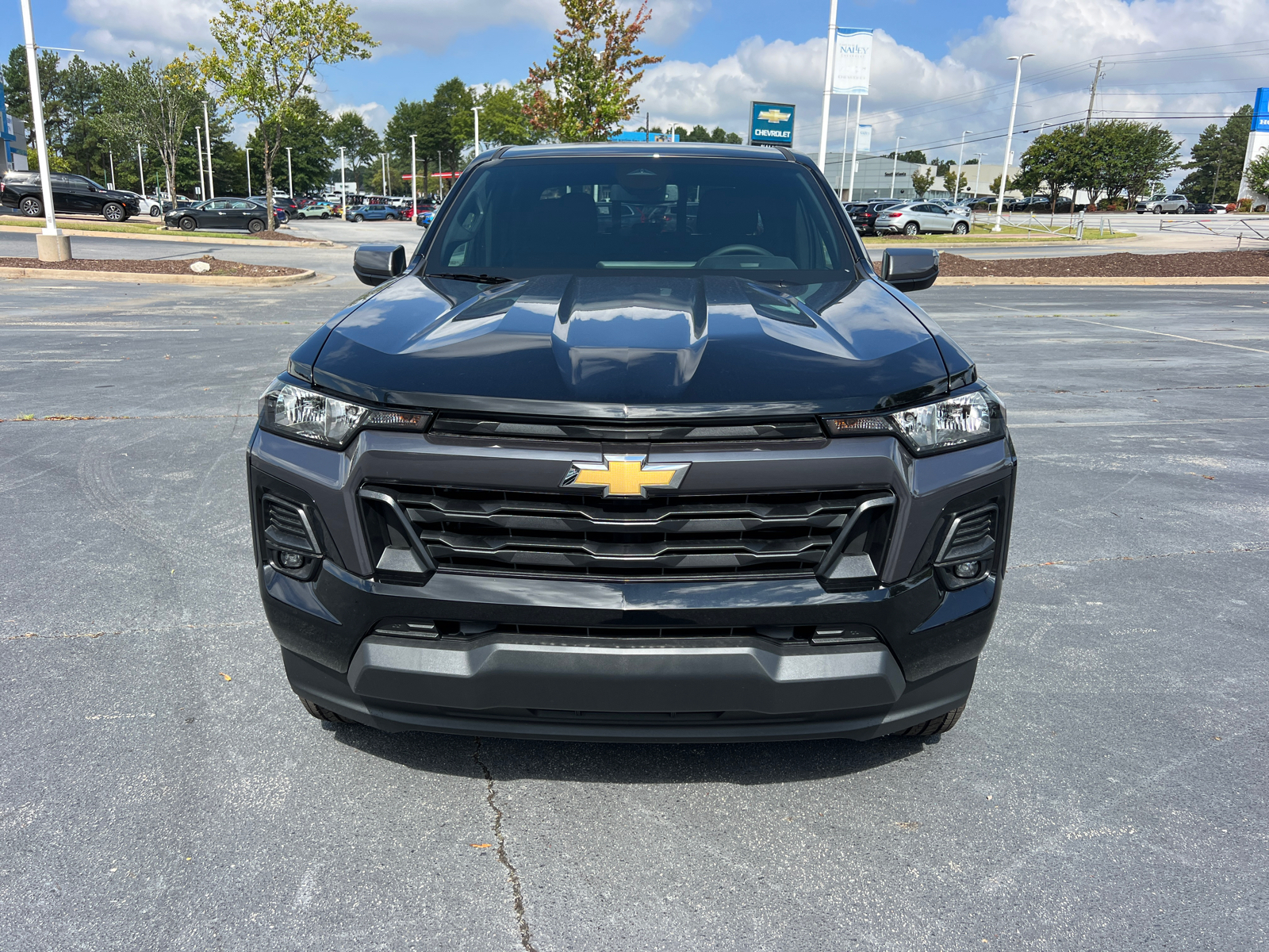 2024 Chevrolet Colorado LT 2