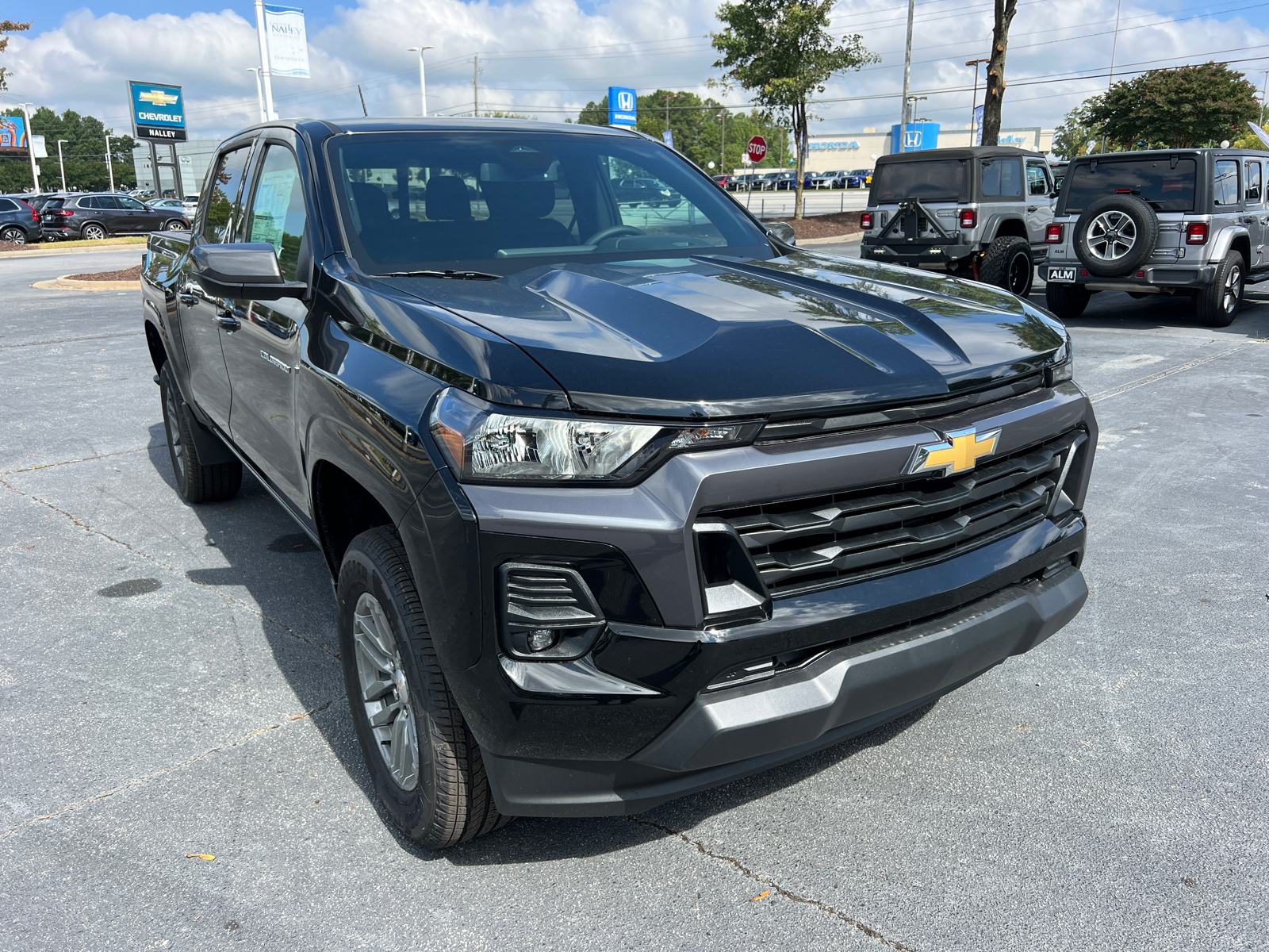 2024 Chevrolet Colorado LT 3