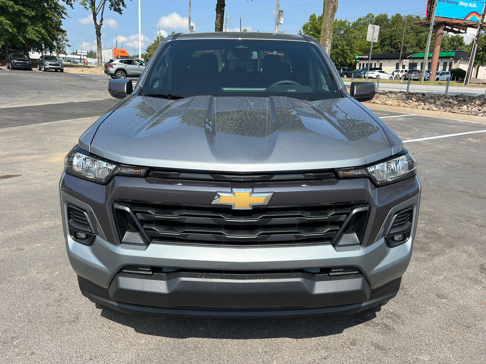 2024 Chevrolet Colorado LT 2