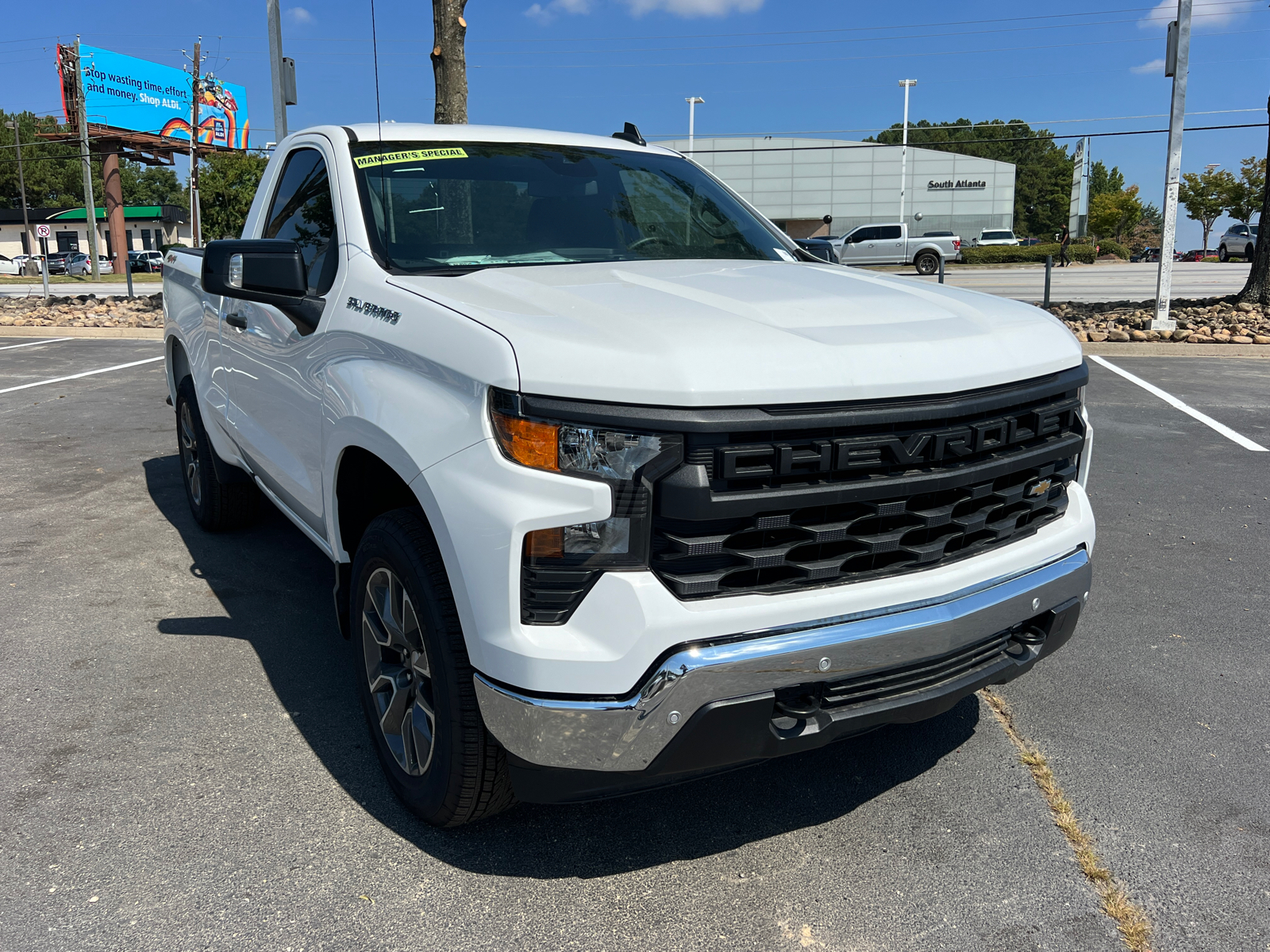 2024 Chevrolet Silverado 1500 WT 3