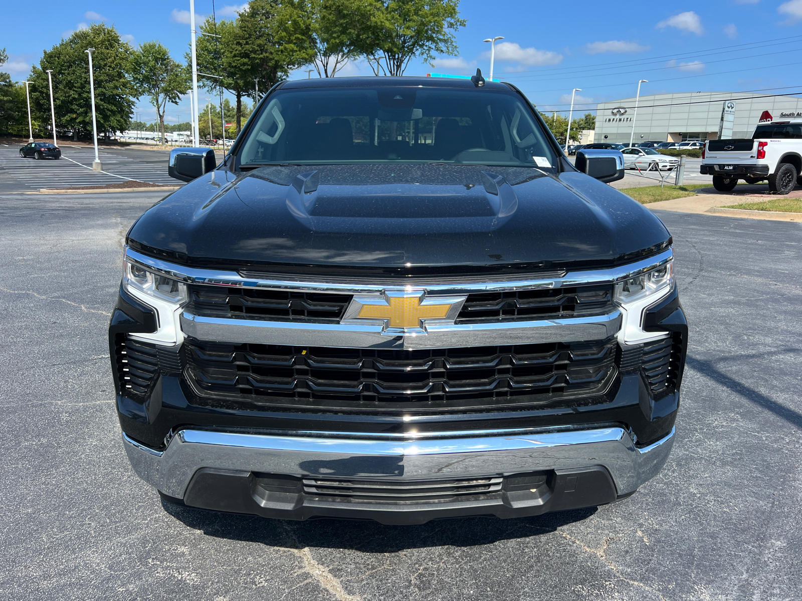 2024 Chevrolet Silverado 1500 LT 2