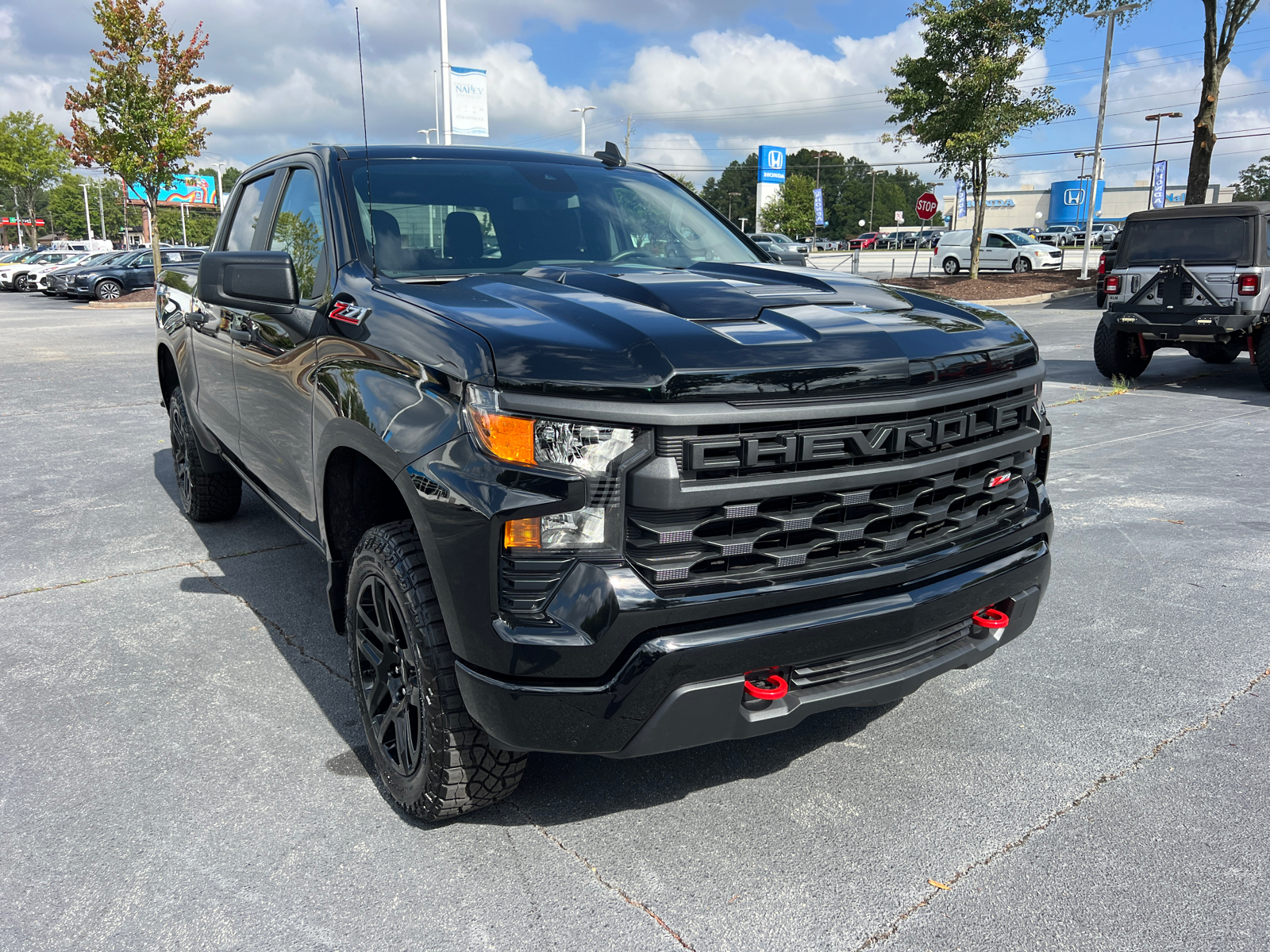 2024 Chevrolet Silverado 1500 Custom Trail Boss 3