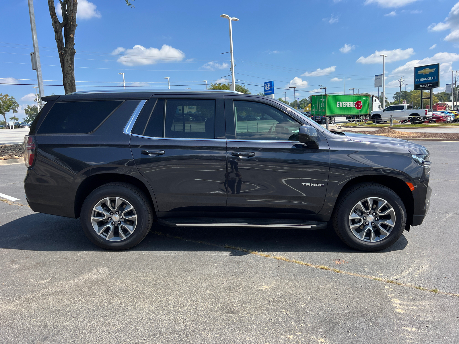 2024 Chevrolet Tahoe LS 4