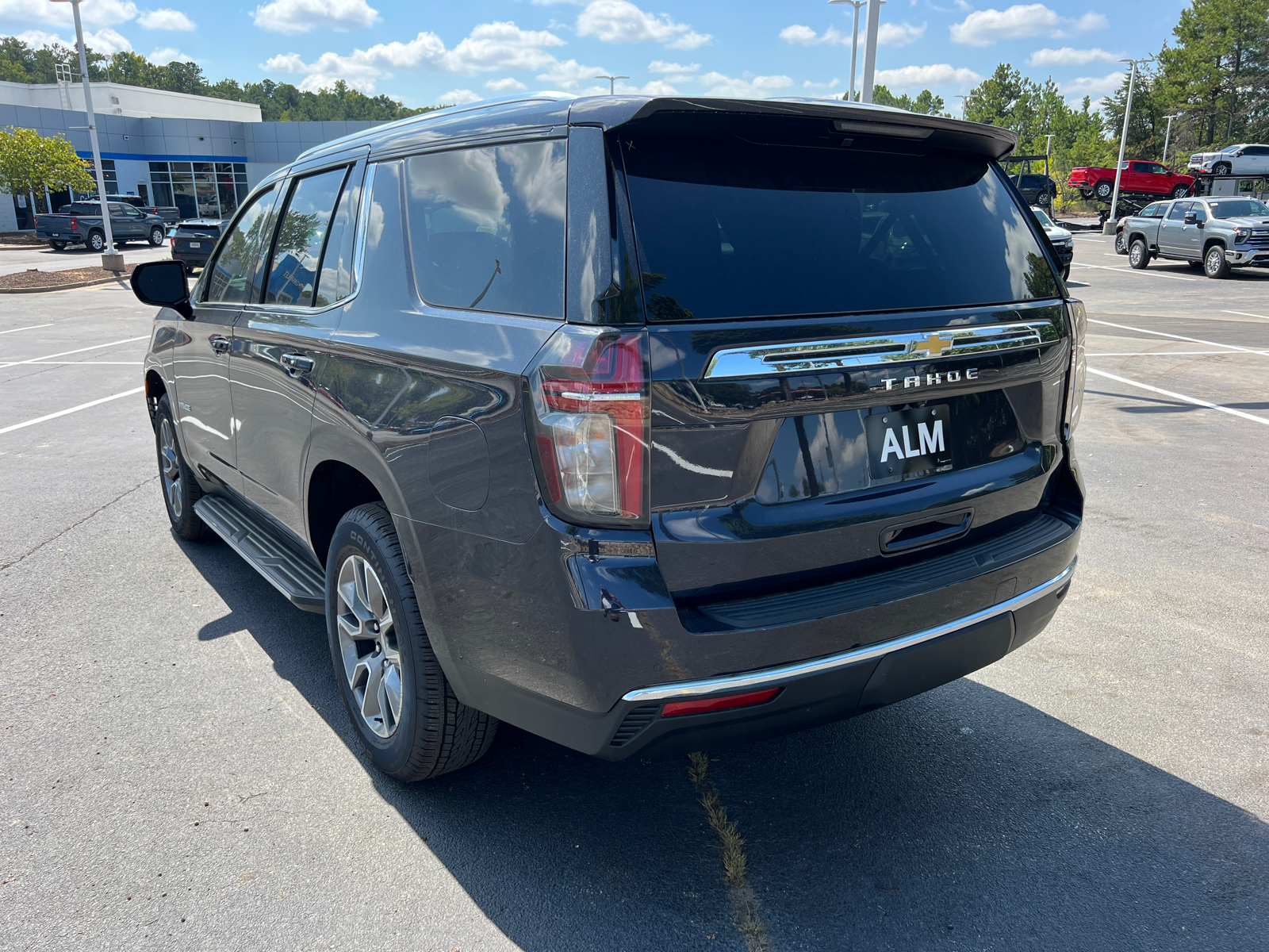 2024 Chevrolet Tahoe LS 7