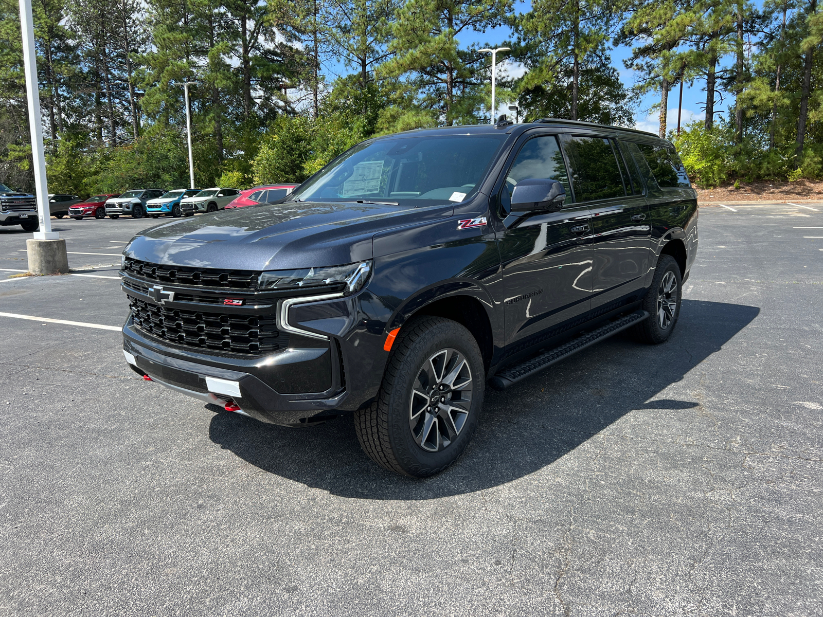 2024 Chevrolet Suburban Z71 1