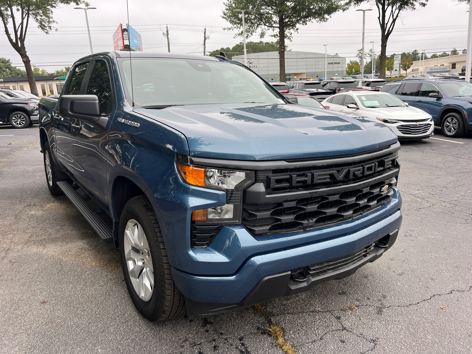 2024 Chevrolet Silverado 1500 Custom 3