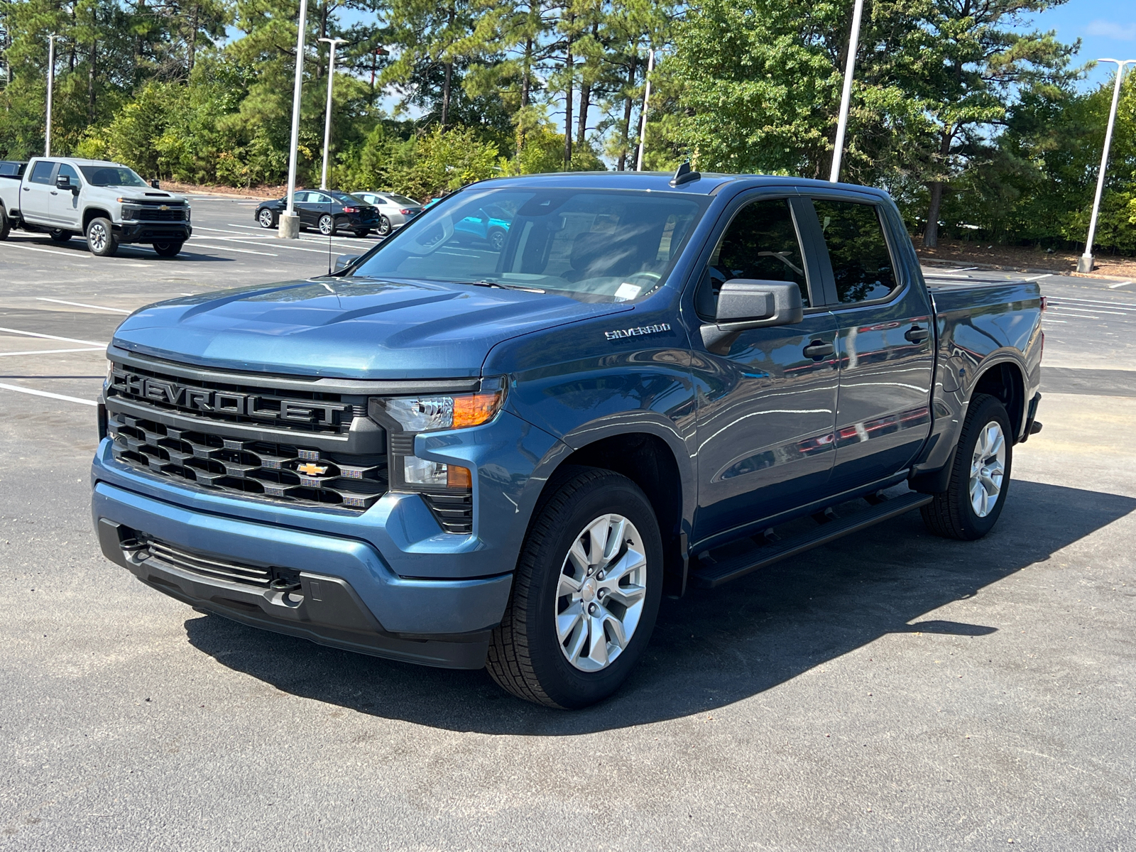 2024 Chevrolet Silverado 1500 Custom 1