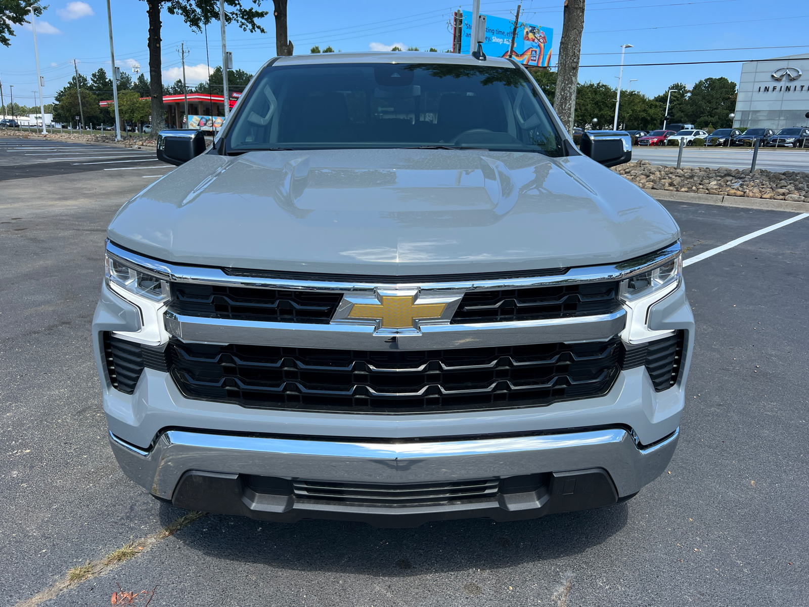 2024 Chevrolet Silverado 1500 LT 2