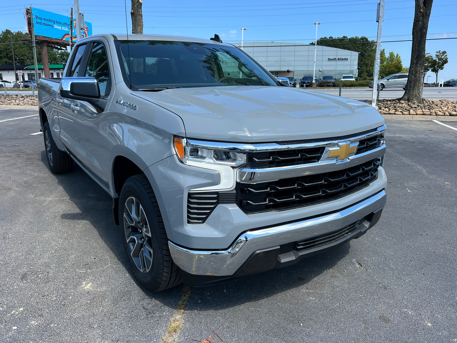 2024 Chevrolet Silverado 1500 LT 3