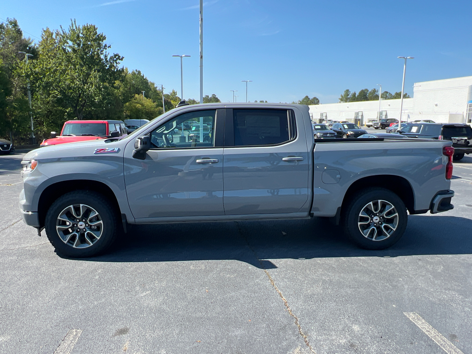 2025 Chevrolet Silverado 1500 RST 8