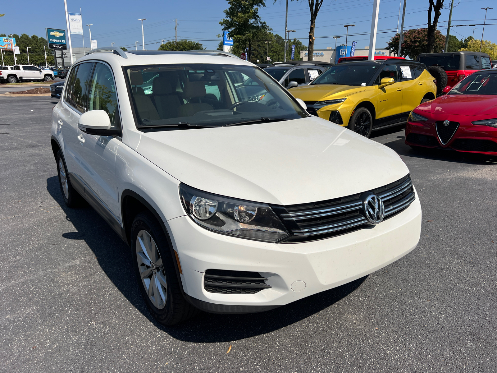 2017 Volkswagen Tiguan Wolfsburg 3