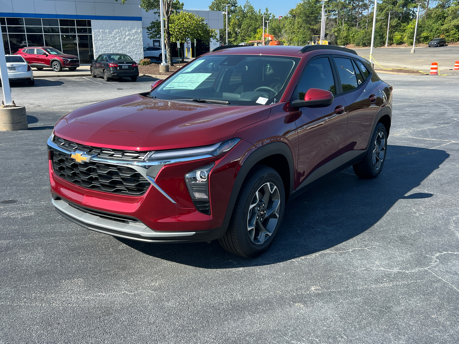 2025 Chevrolet Trax LT 1