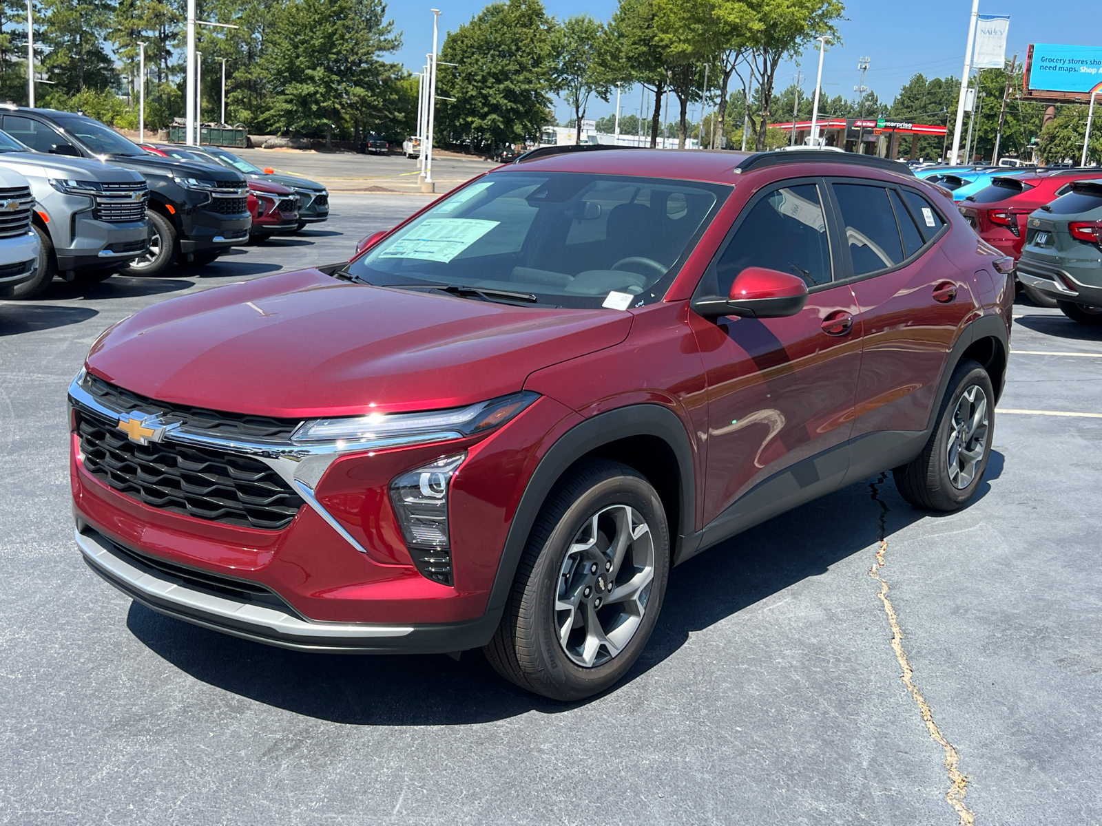 2025 Chevrolet Trax LT 1