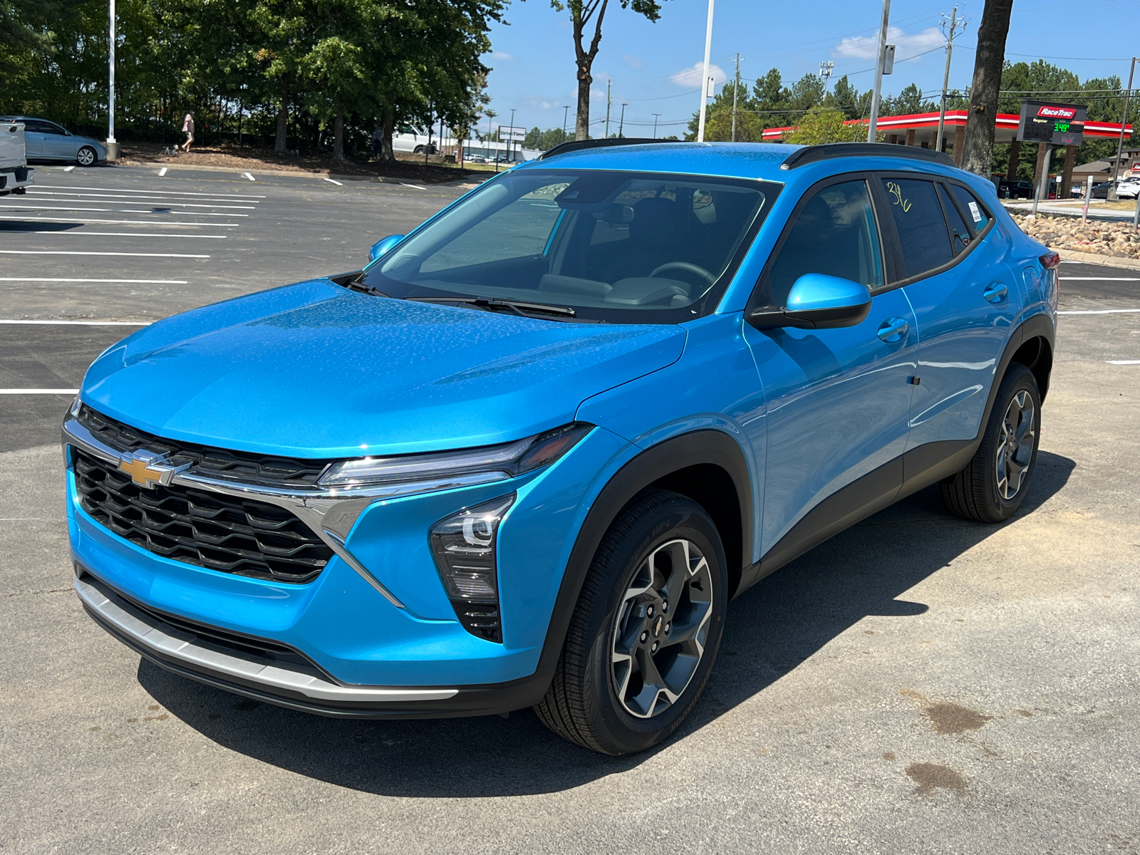 2025 Chevrolet Trax LT 1