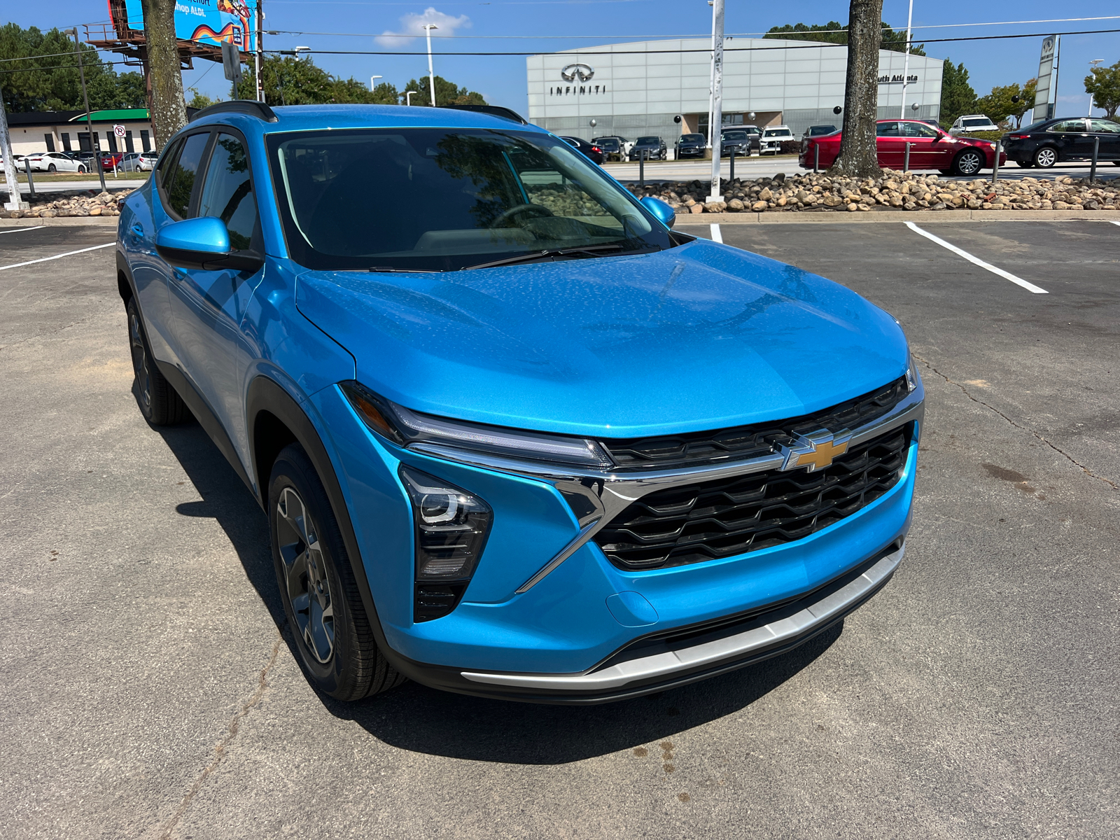 2025 Chevrolet Trax LT 3