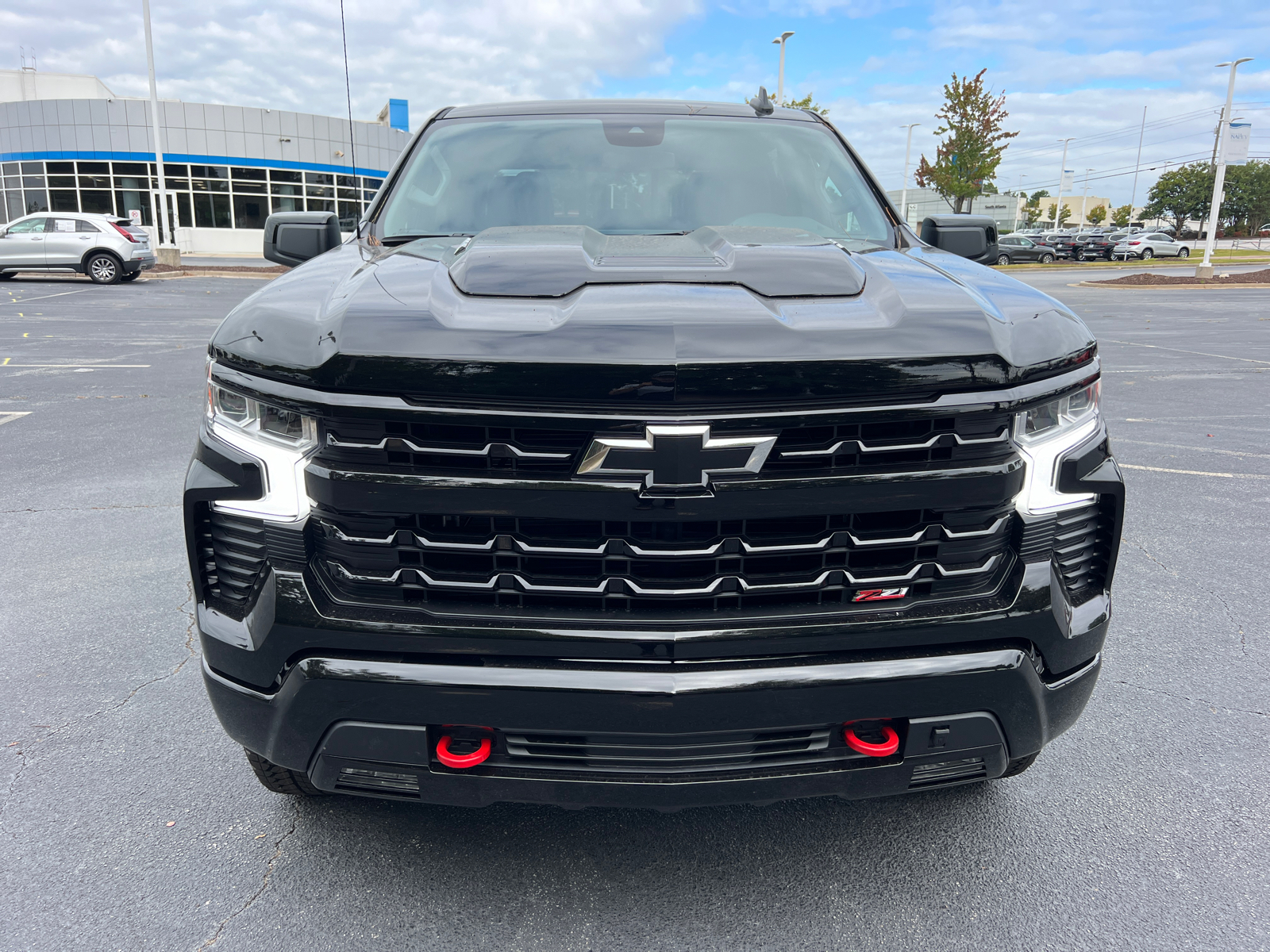 2025 Chevrolet Silverado 1500 LT Trail Boss 2