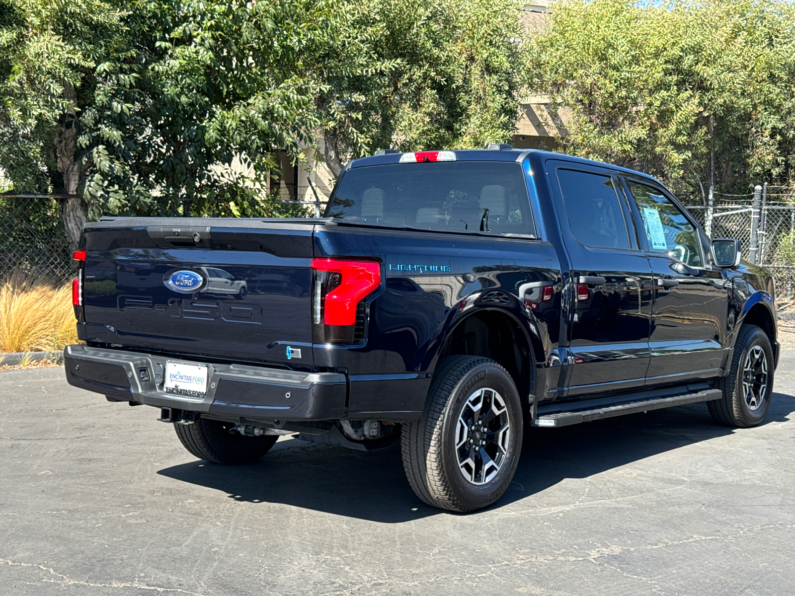 2023 Ford F-150 Lightning XLT 11