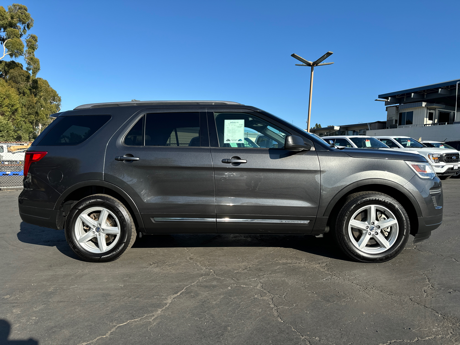 2019 Ford Explorer XLT 7